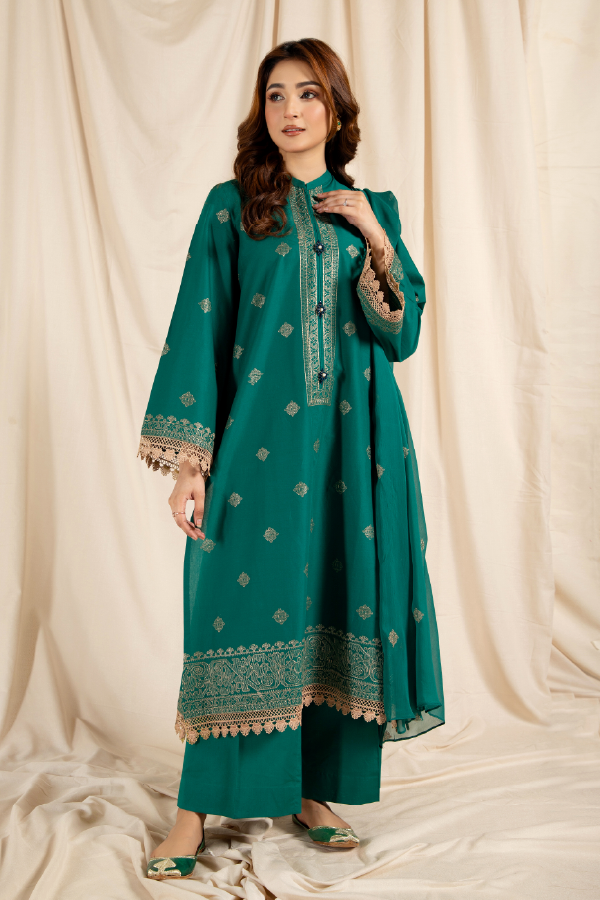 EMBROIDERED LAWN 3 PCS (UNSTITCHED)