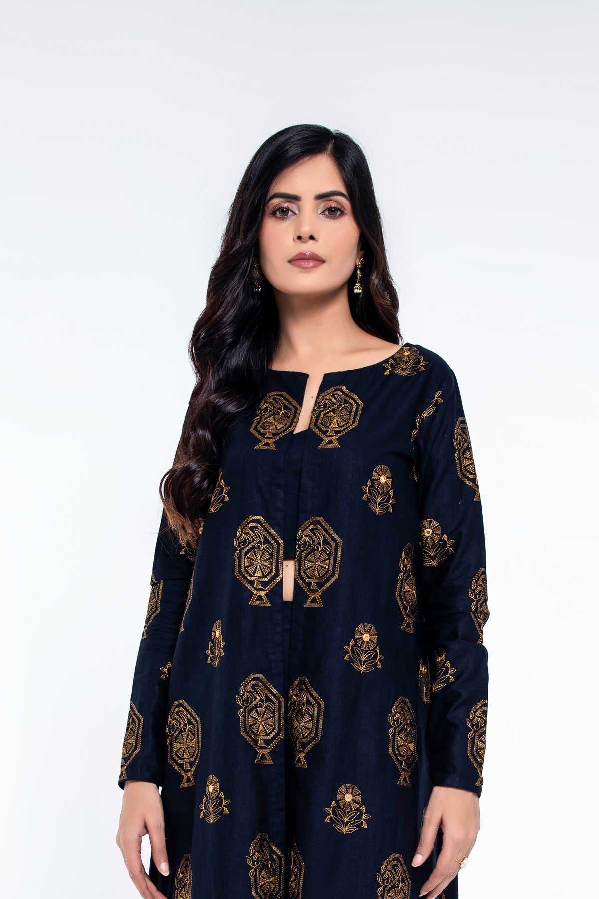 EMBROIDERED SLUB KHADDAR 2 PCS (UNSTITCHED)