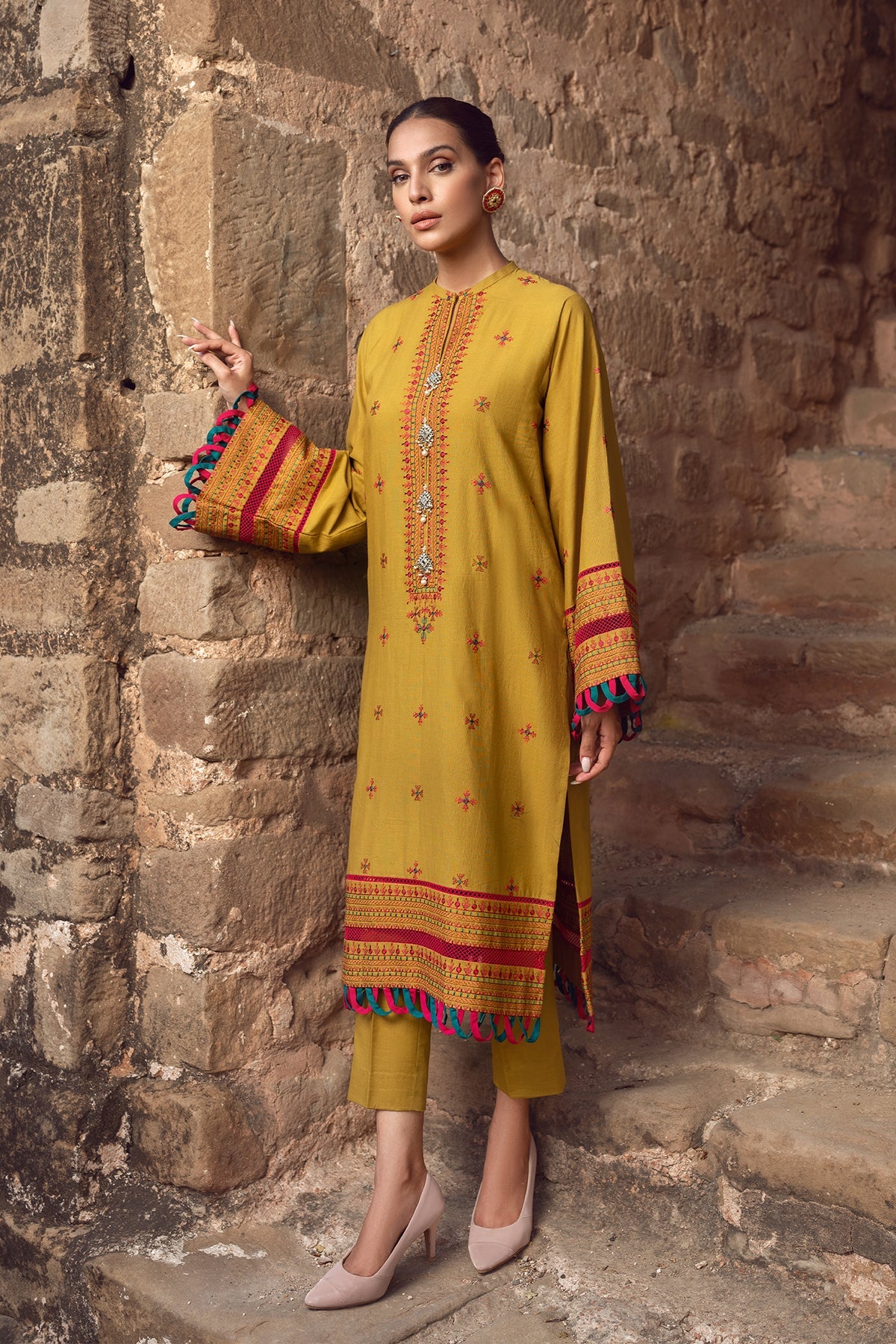 EMBROIDERED KHADDAR 2PCS