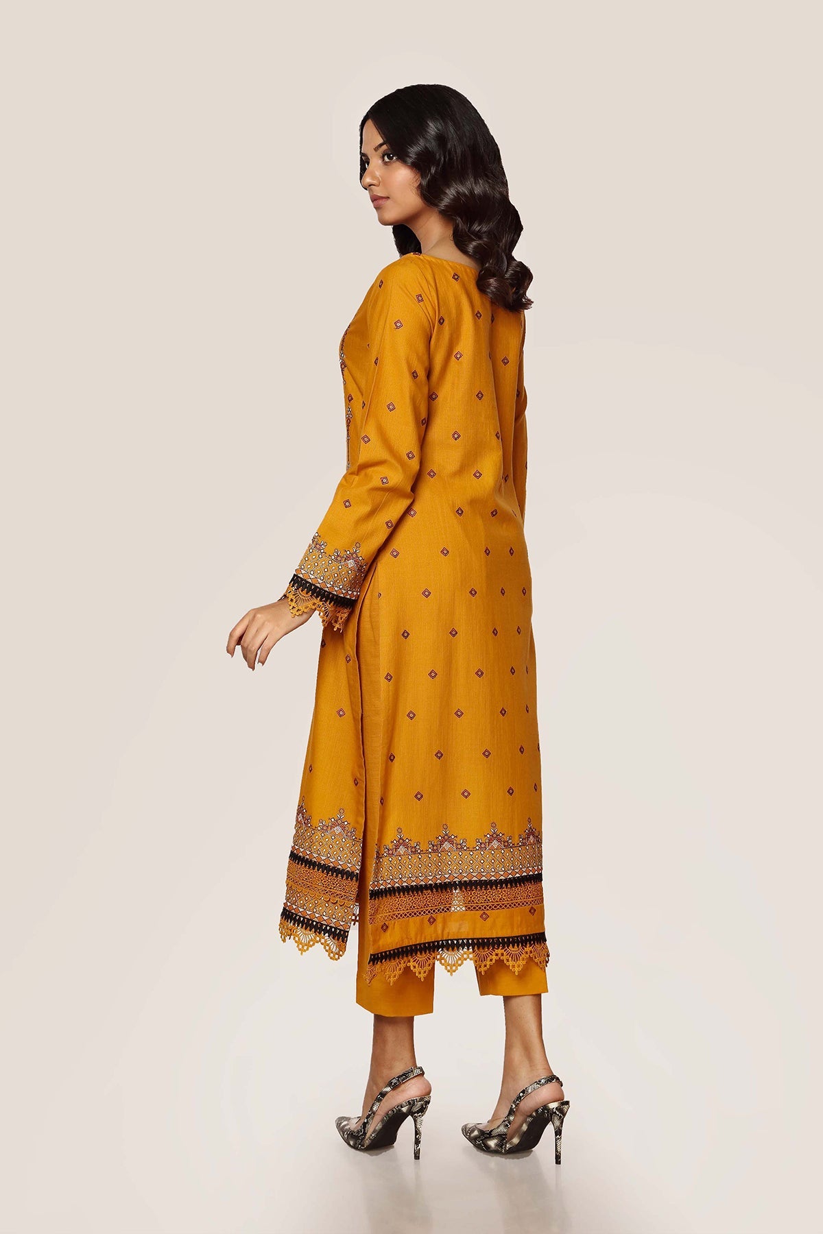 EMBROIDERED KHADDAR 2PCS