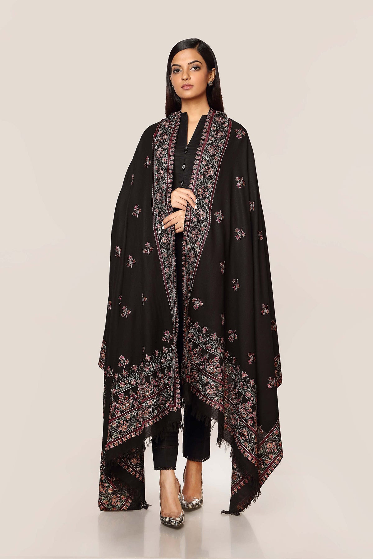 EMBROIDERED KARANDI LAWN SHAWL