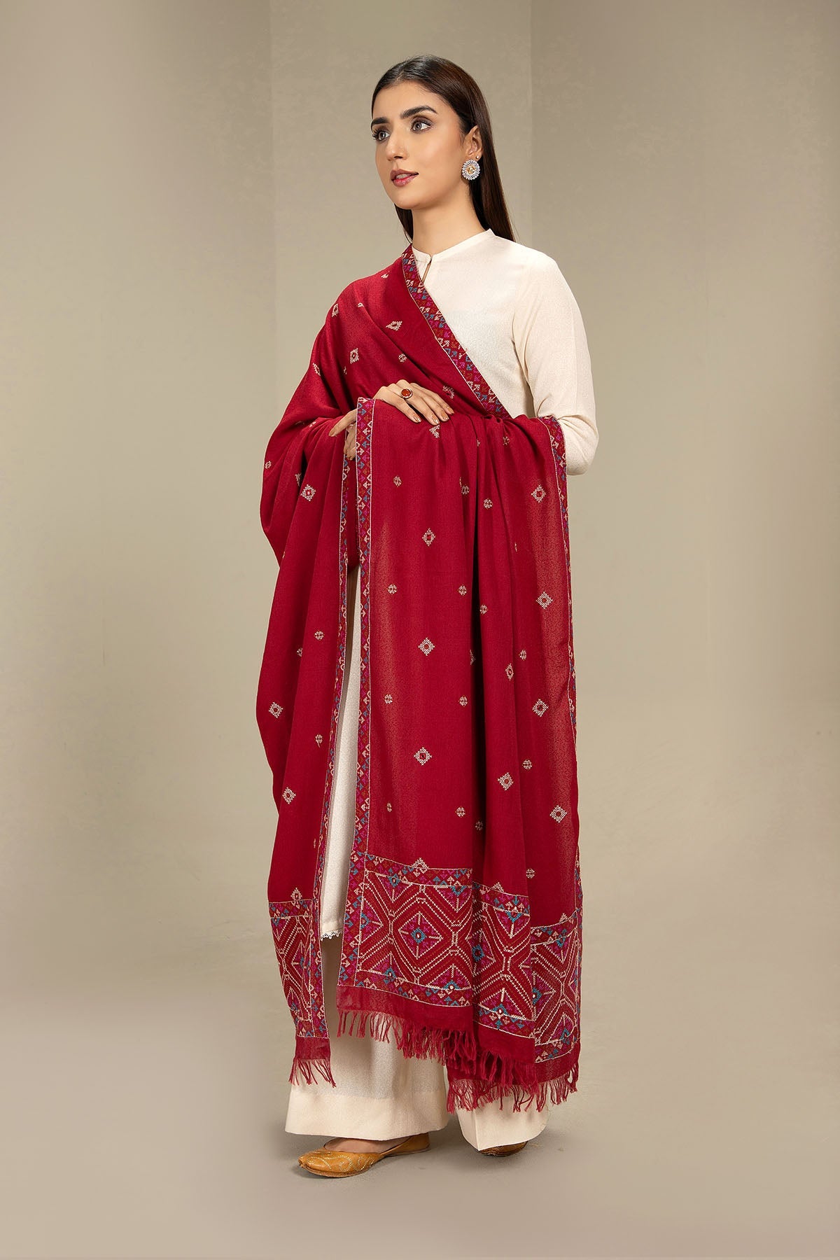 EMBROIDERED KARANDI LAWN SHAWL 1PCS