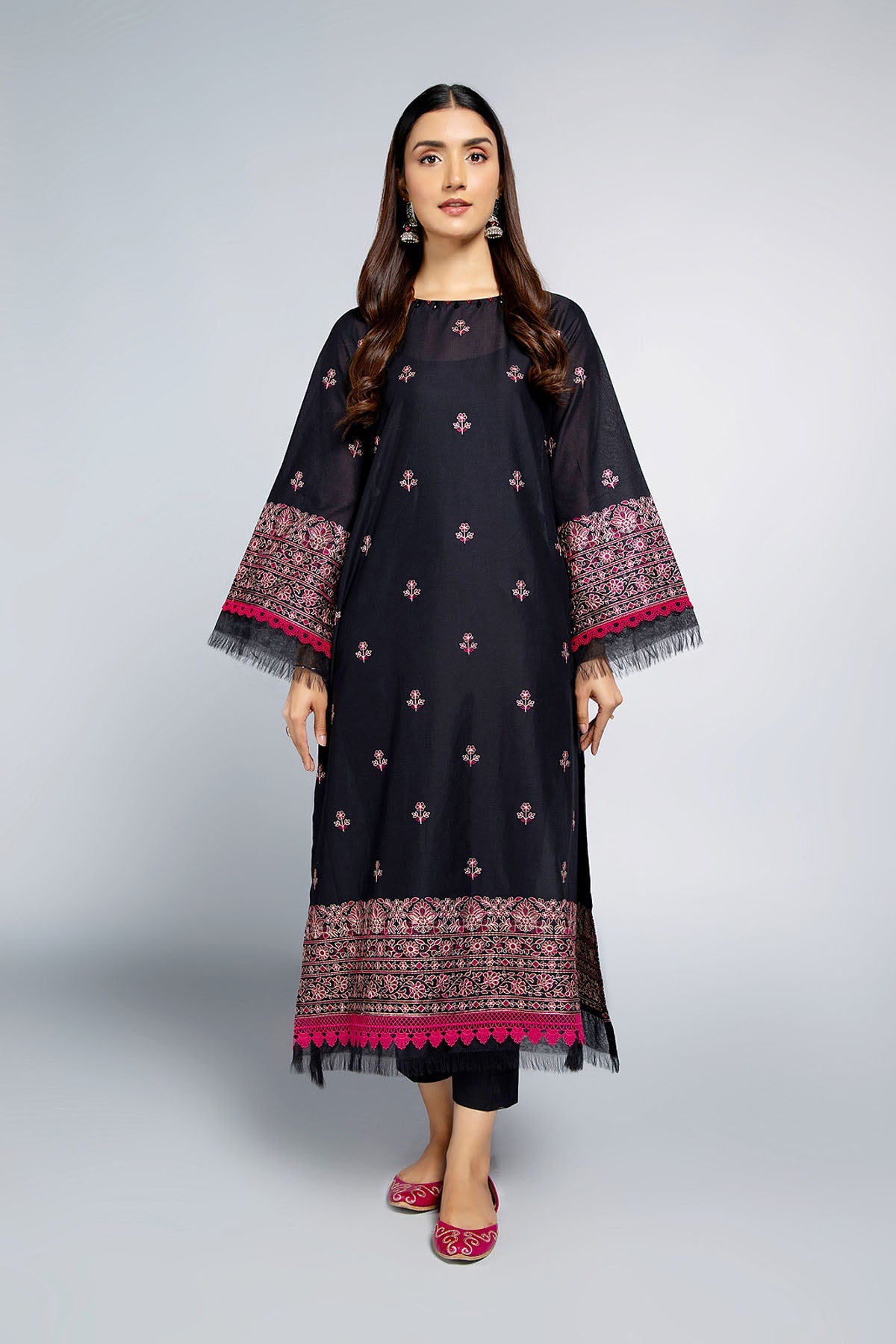 EMBROIDERED LAWN 2 PCS (UNSTITCHED)