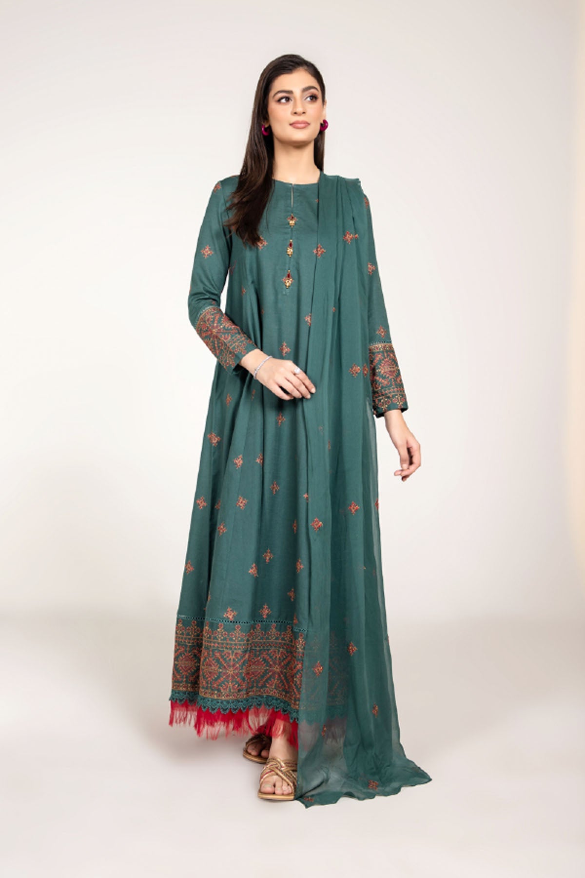 EMBROIDERED SLUB KHADDAR 3 PCS (UNSTITCHED)
