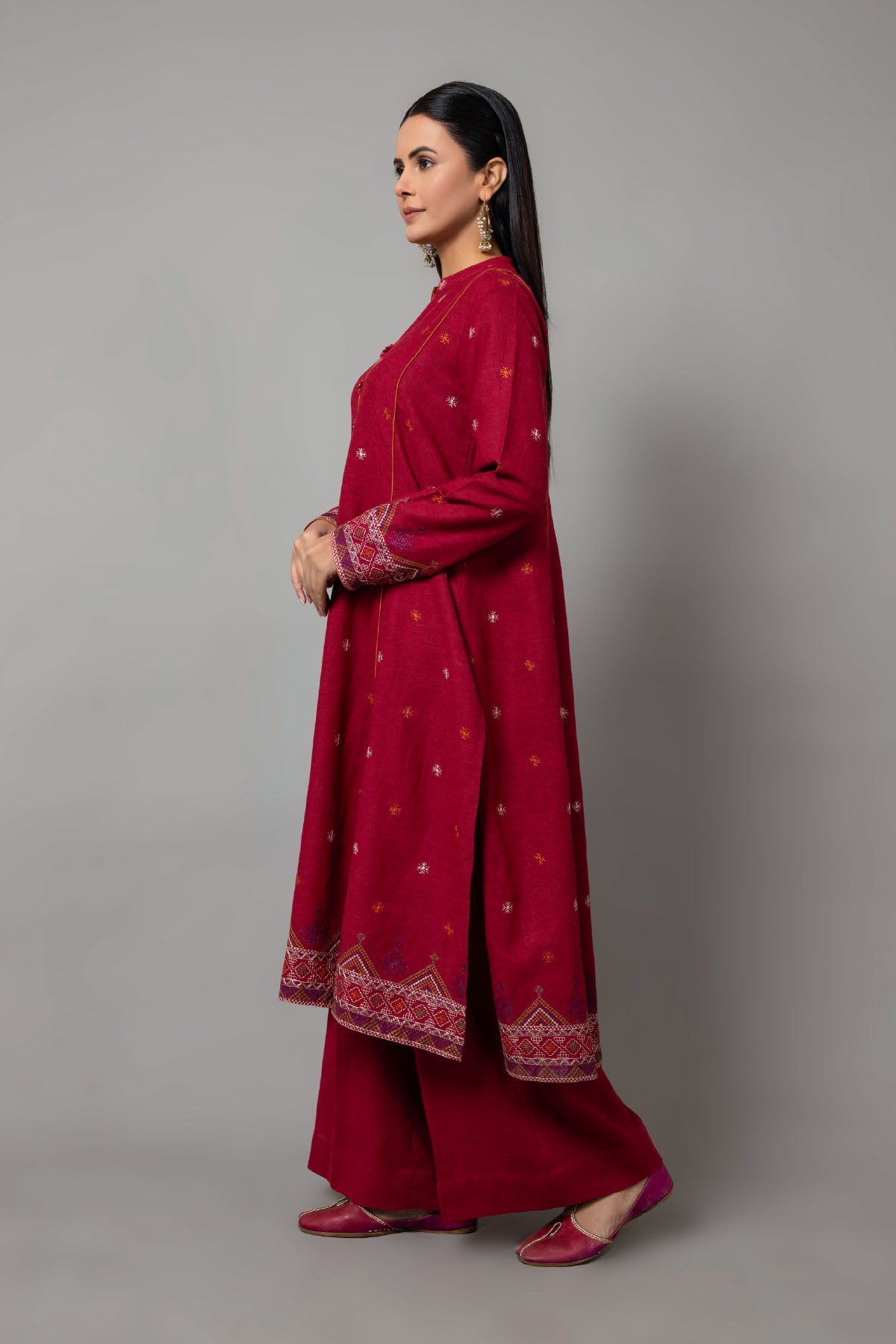 EMBROIDERED COTTON KARANDI 2 PCS (UNSTITCHED)