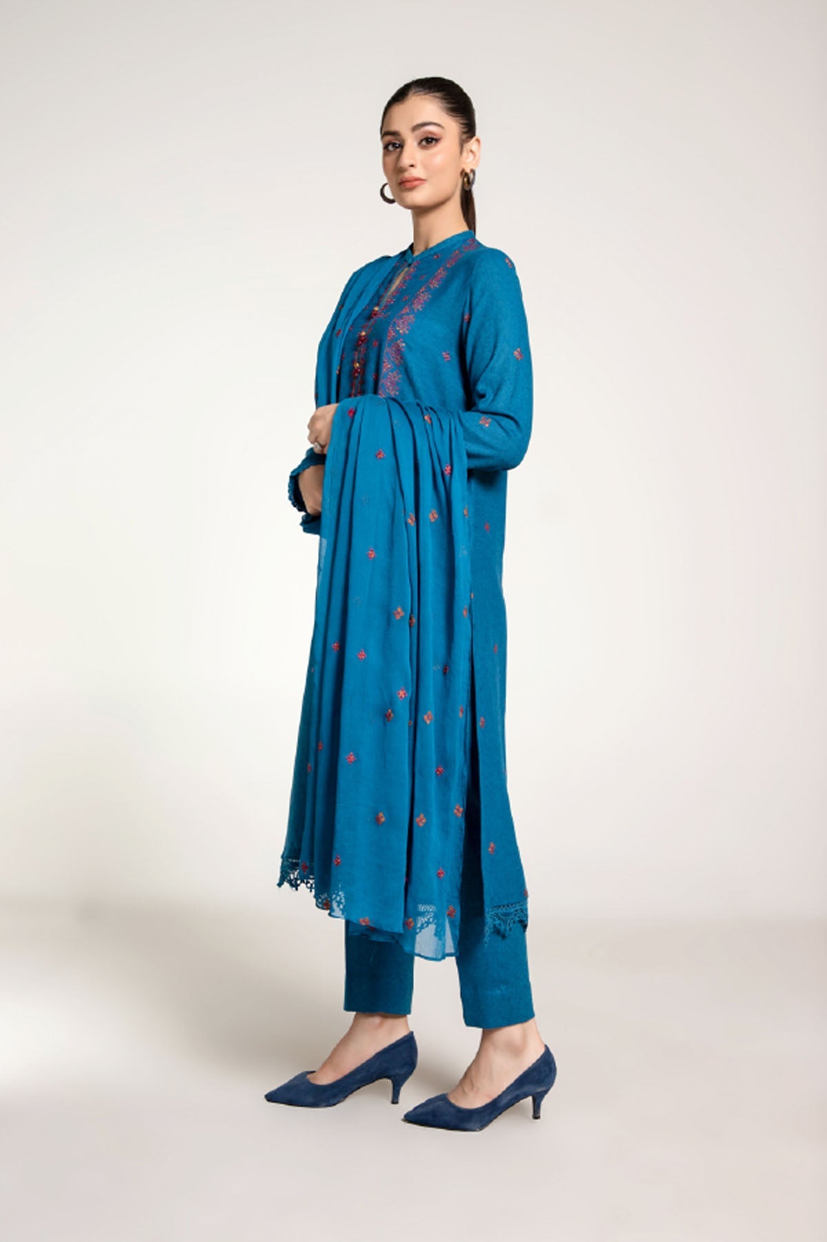 EMBROIDERED COTTON KARANDI 3 PCS (UNSTITCHED)