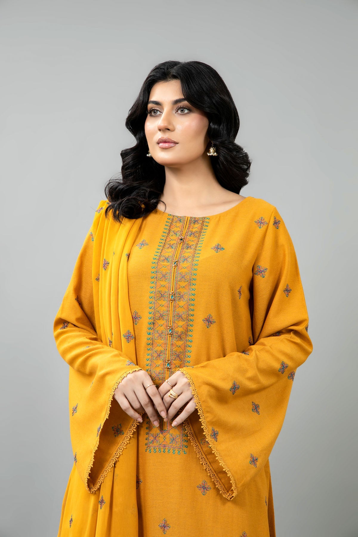 EMBROIDERED KARANDI LAWN 3 PCS (UNSTITCHED)