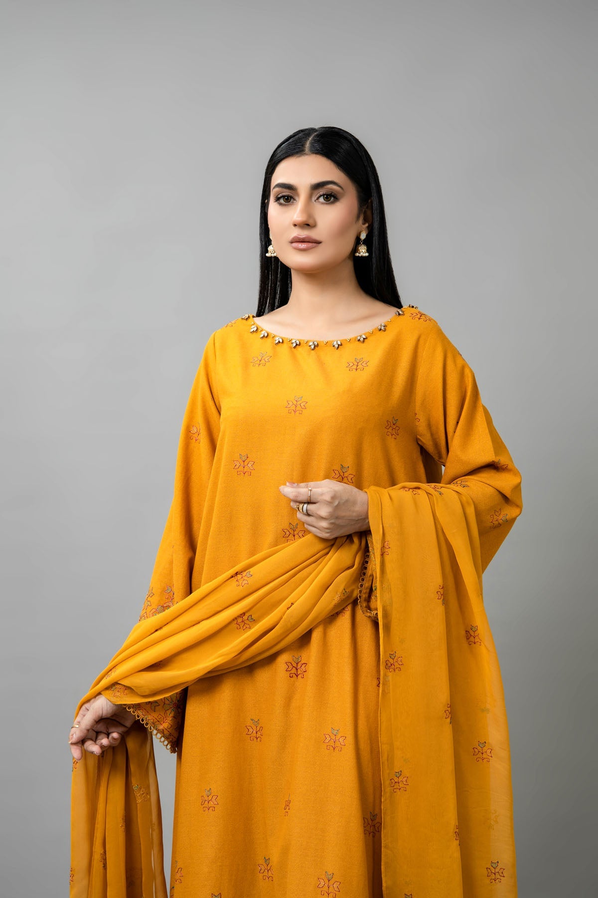 EMBROIDERED KARANDI LAWN 3 PCS (UNSTITCHED)