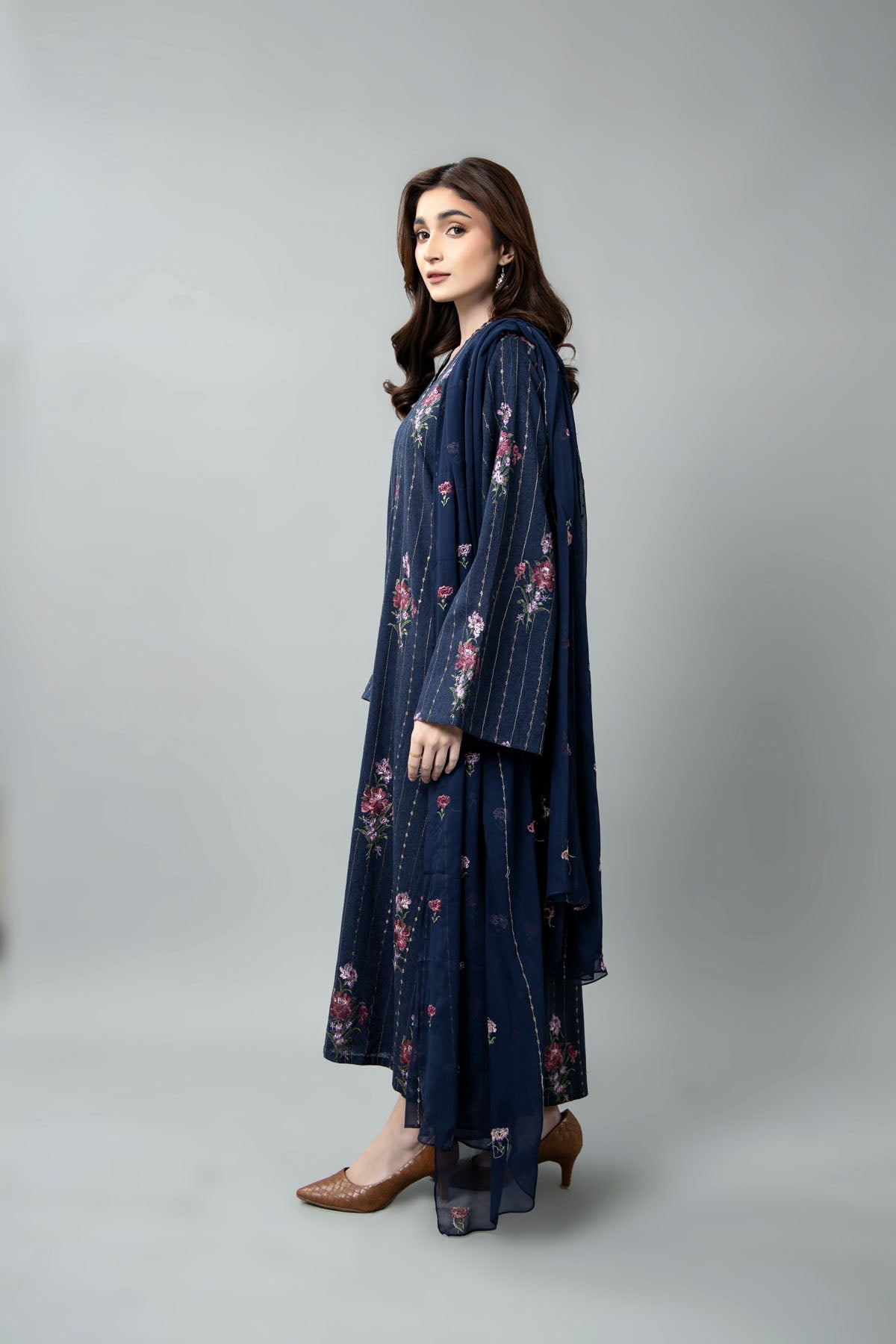 EMBROIDERED COTTON KARANDI 3 PCS (UNSTITCHED)
