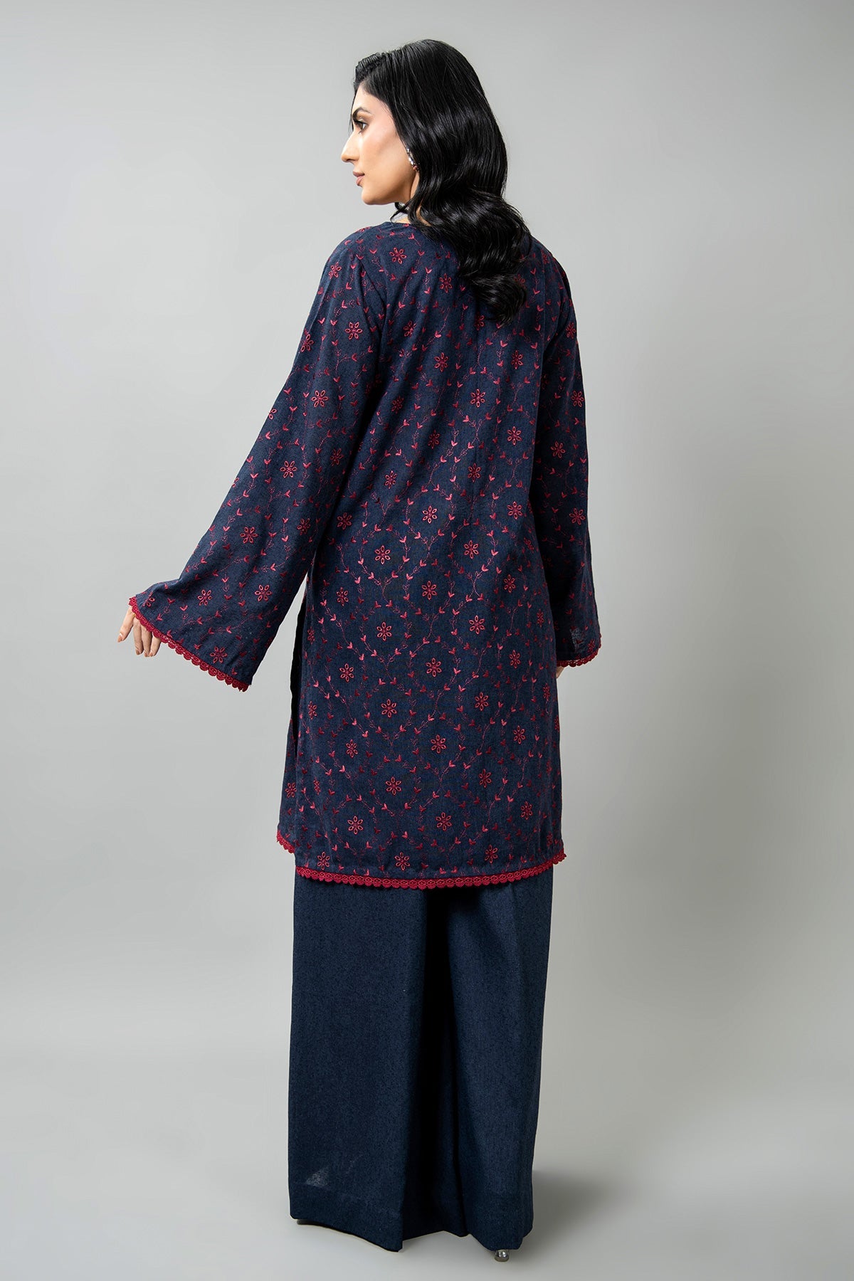 EMBROIDERED COTTON KARANDI 2 PCS (UNSTITCHED)