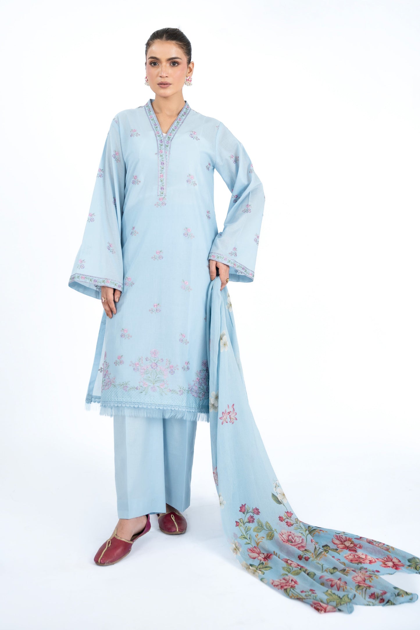 EMBROIDERED & PRINTED LAWN 3 PCS (UNSTITCHED)