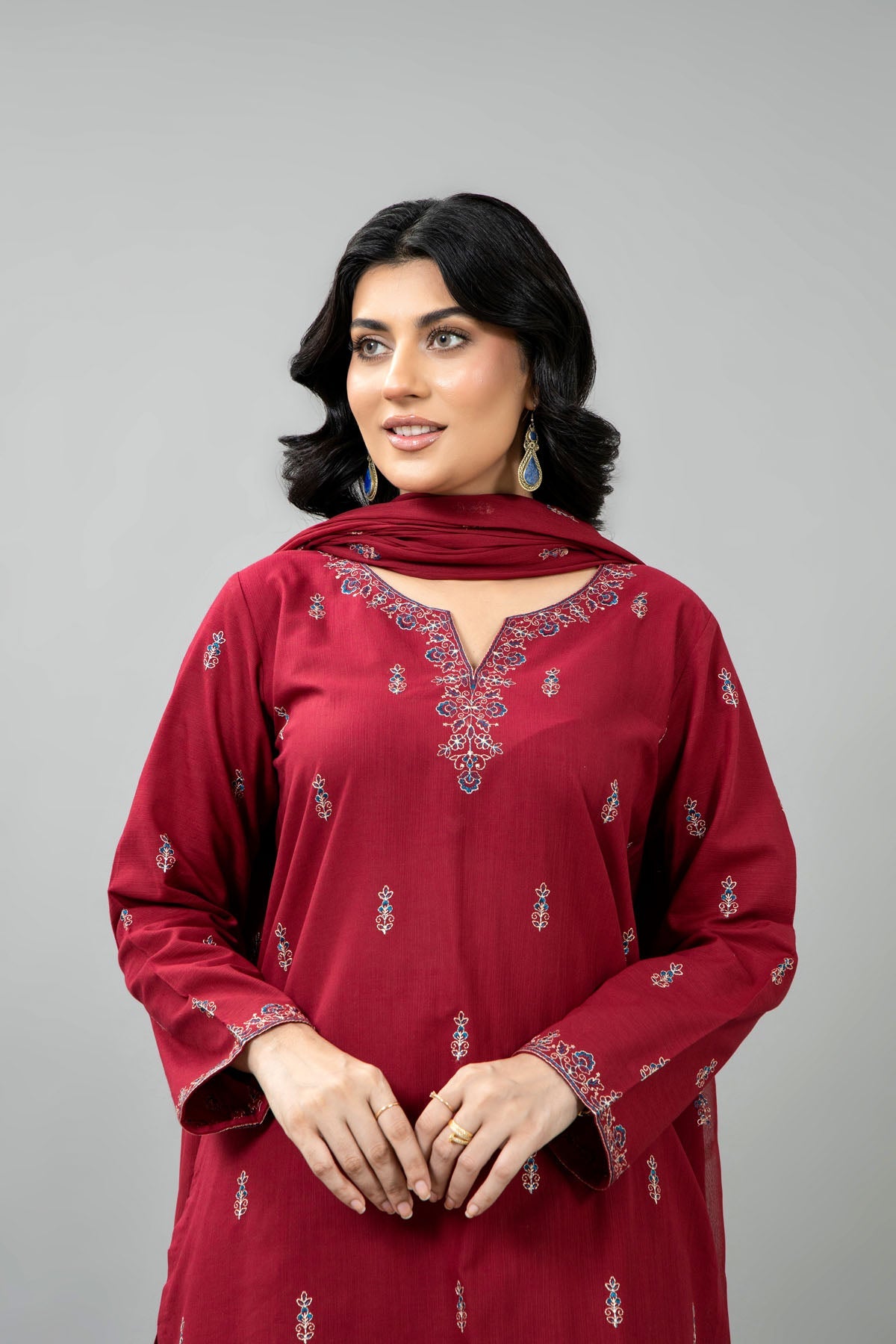 PRET EMBROIDERED SLUB KHADDAR 3 PCS