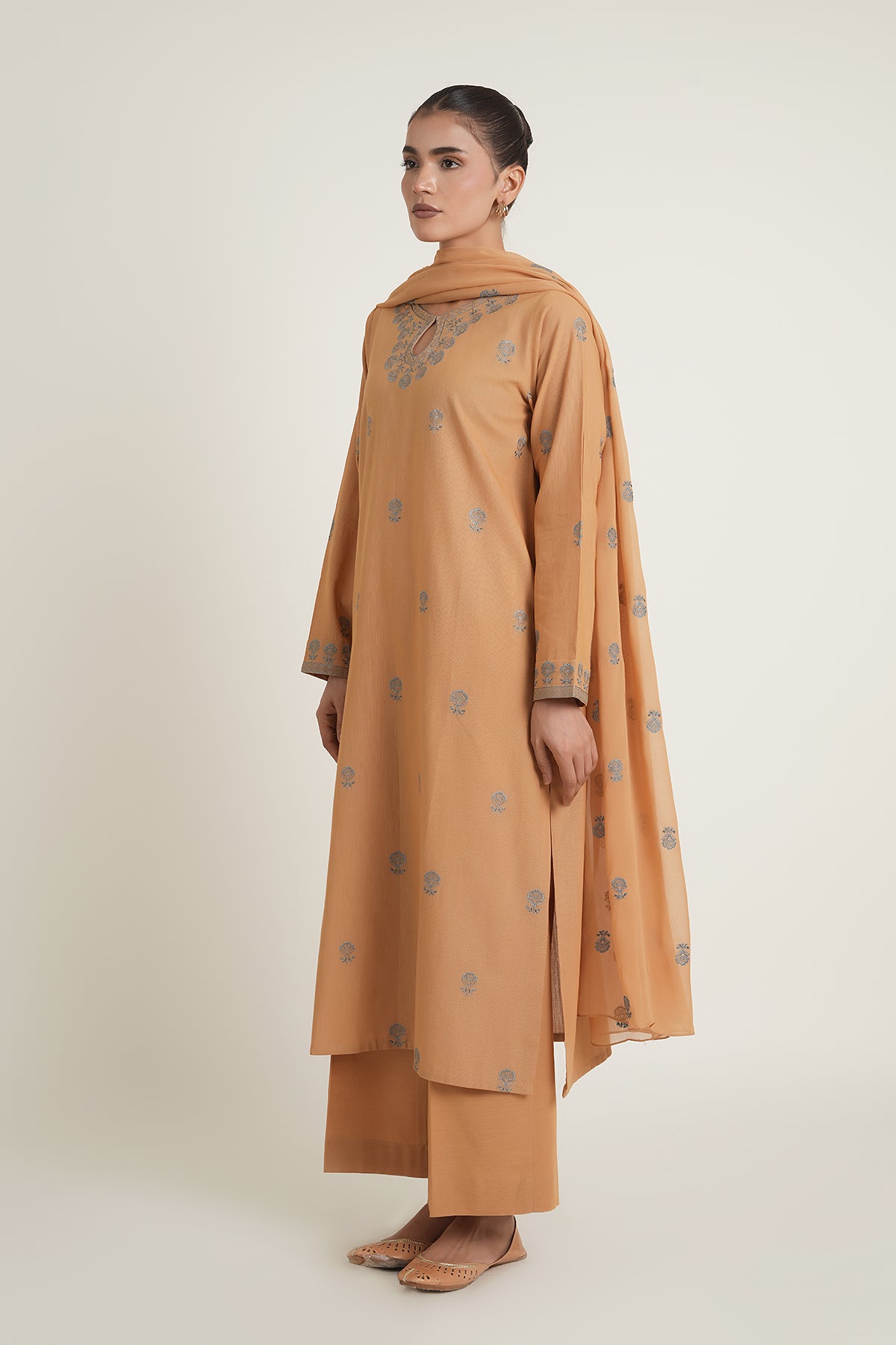PRET EMBROIDERED SLUB KHADDAR 3 PCS