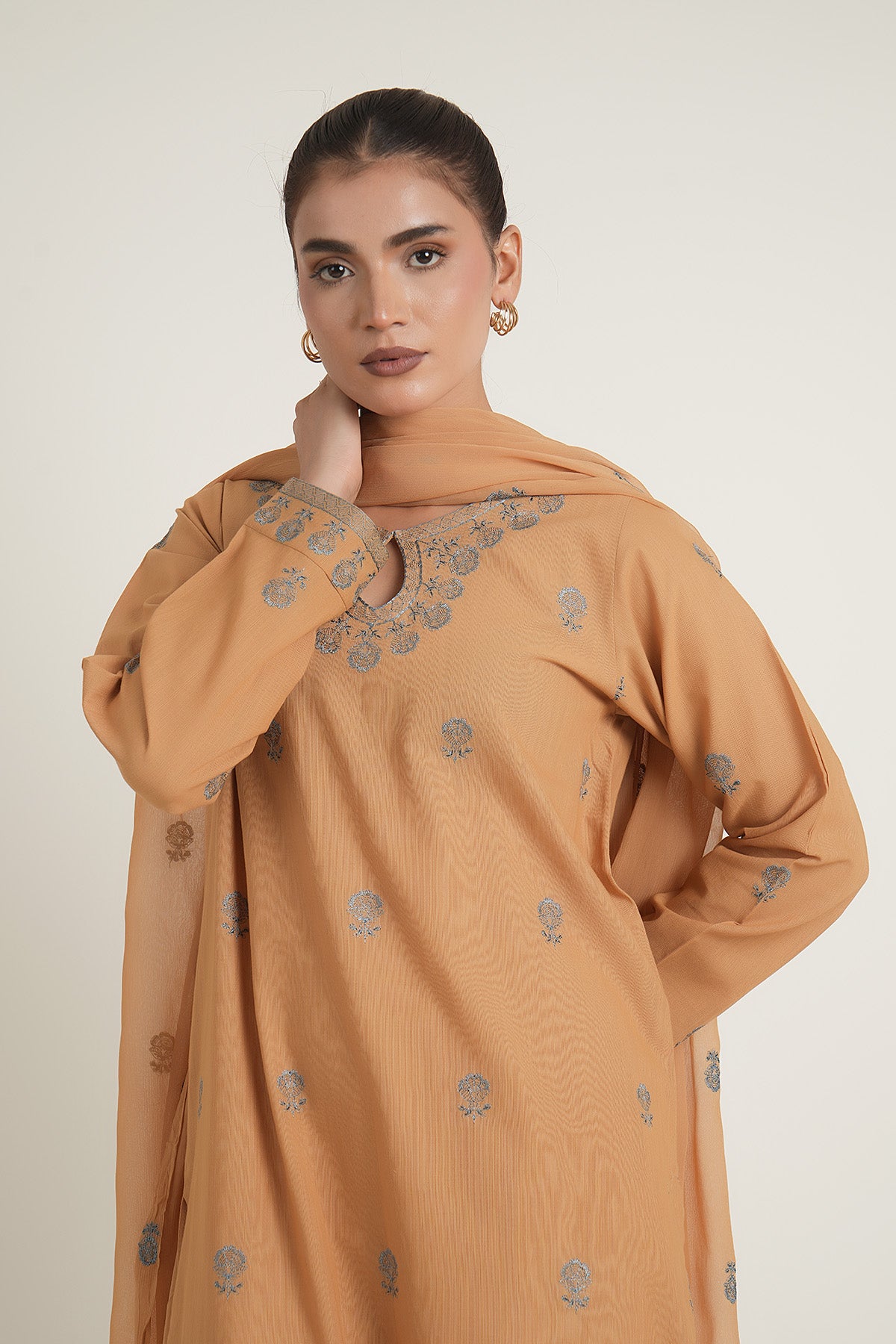 PRET EMBROIDERED SLUB KHADDAR 3 PCS