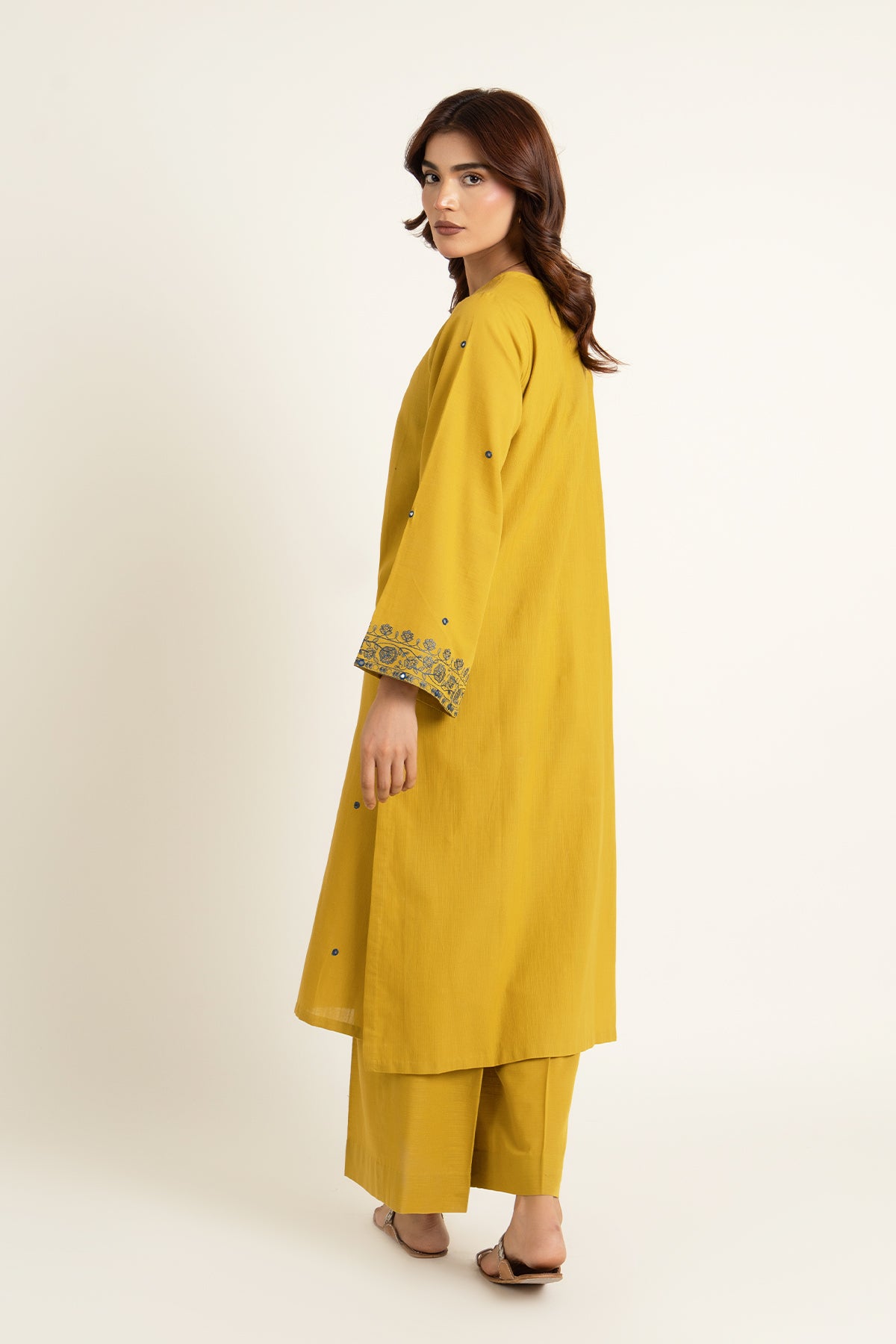 PRET EMBROIDERED & EMBELISHED SLUB KHADDAR 2 PCS