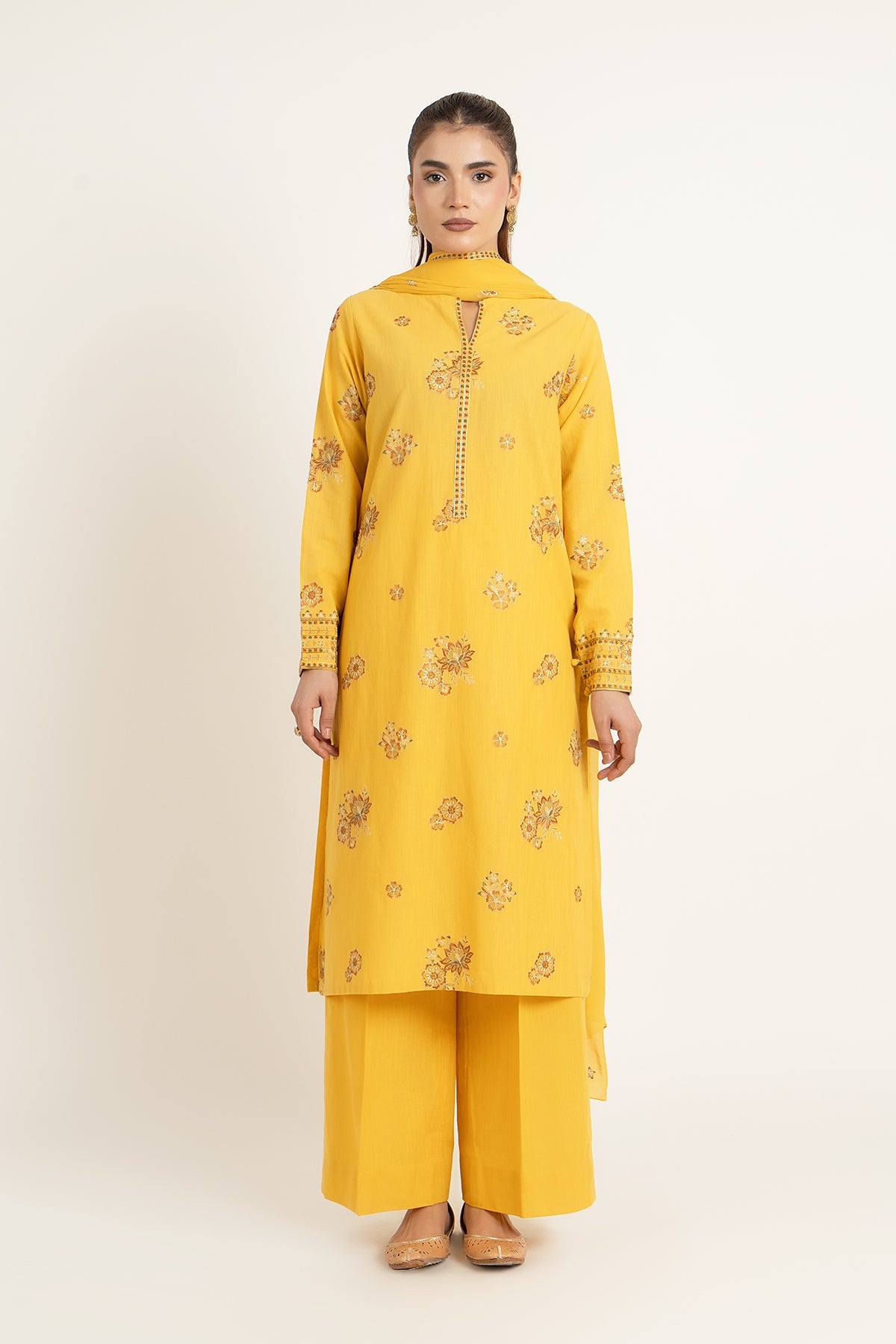 PRET EMBROIDERED SLUB KHADDAR 3 PCS