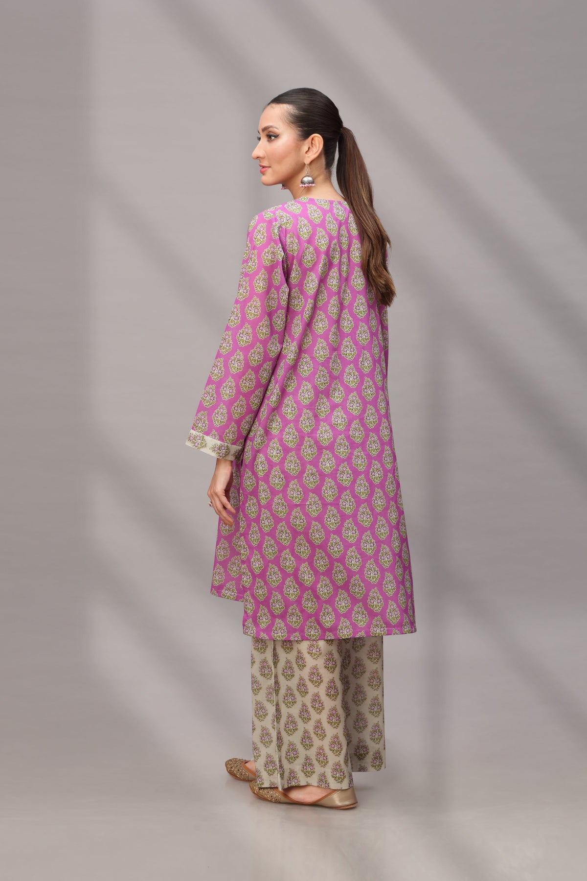 PRET PRINTED LAWN 2 PCS