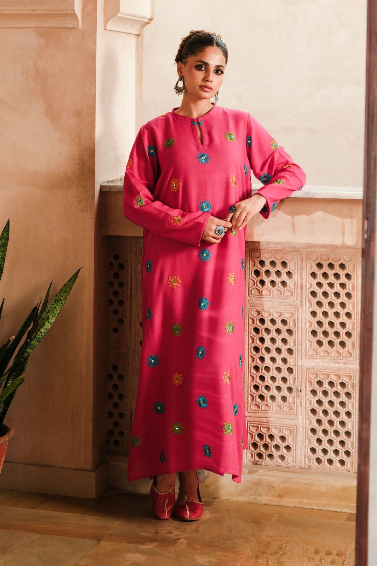 PRET EMBROIDERED KARANDI LAWN 2 PCS