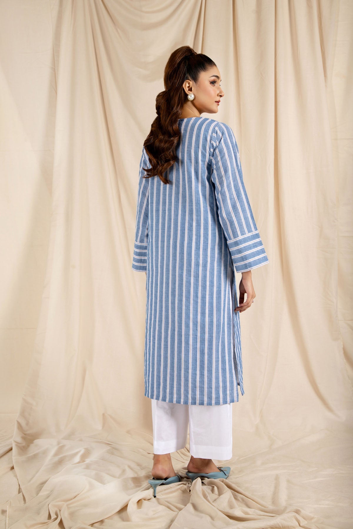 PRET YARN DYED COTTON LAWN 1 PCS
