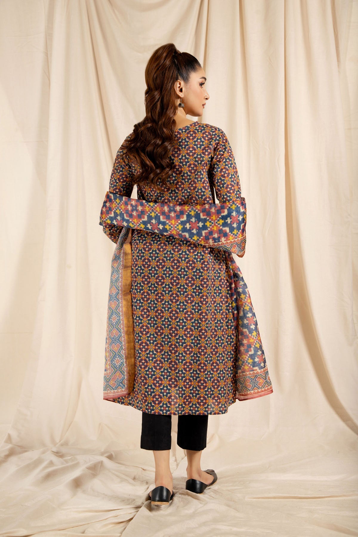 PRET PRINTED LAWN 2 PCS