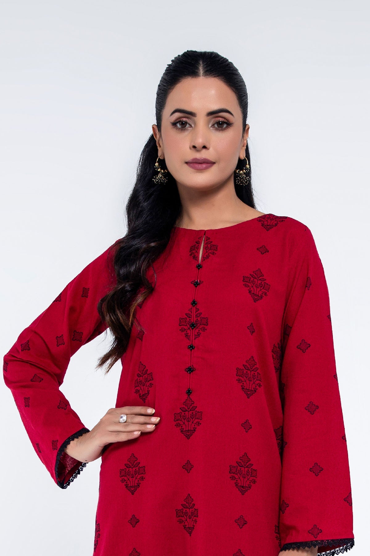 PRET EMBROIDERED KARANDI LAWN 2 PCS