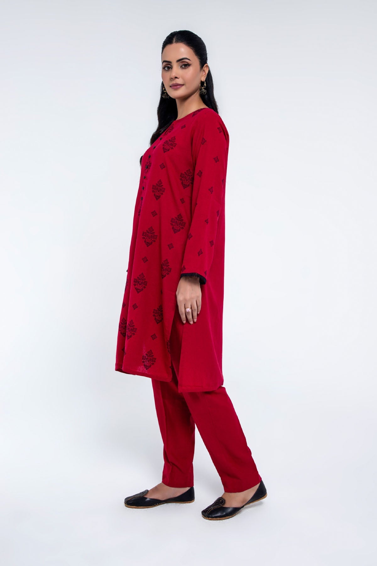 PRET EMBROIDERED KARANDI LAWN 2 PCS