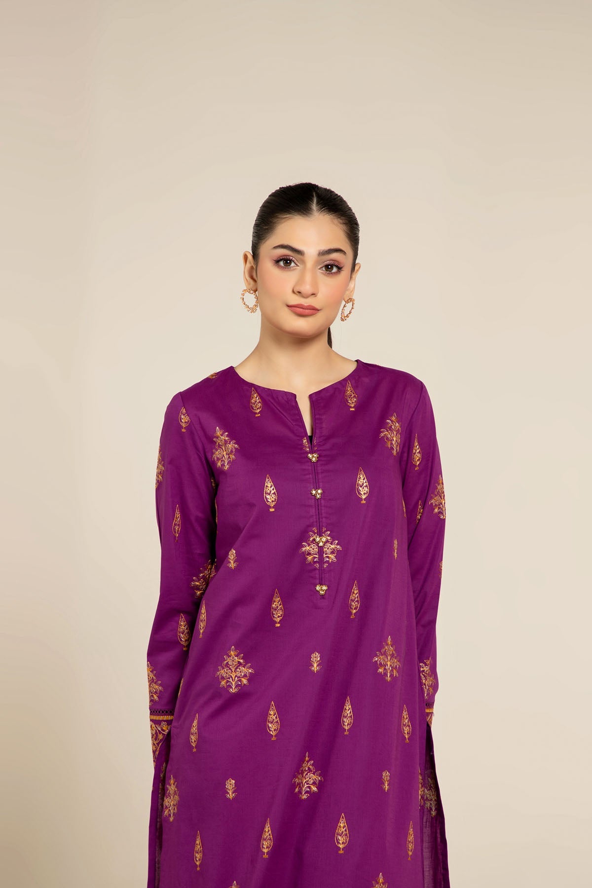 EMBROIDERED LAWN 2 PCS (UNSTITCHED)