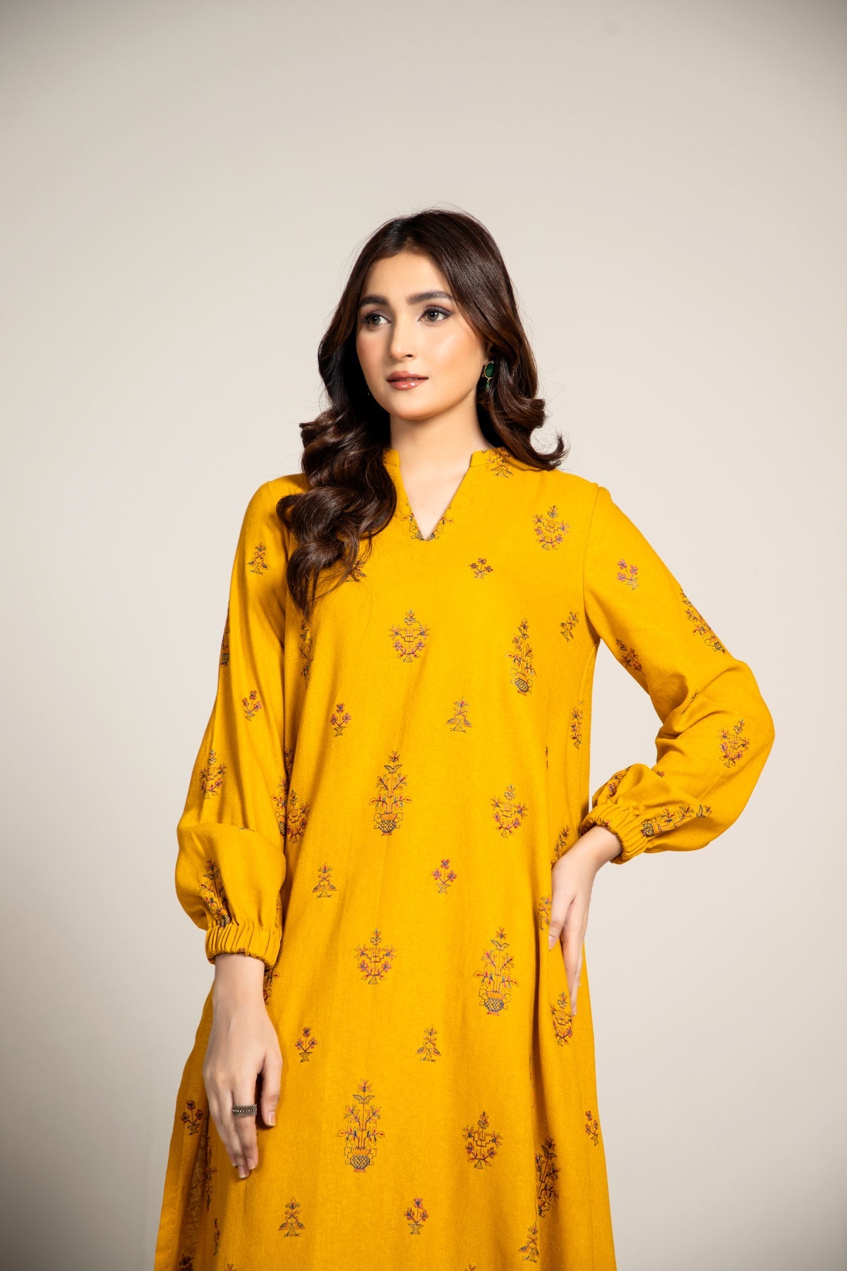 EMBROIDERED COTTON KARANDI 2 PCS (UNSTITCHED)