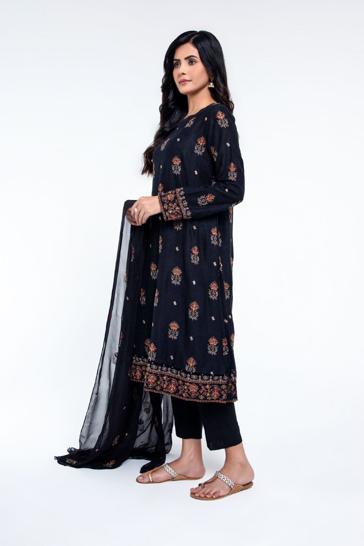 EMBROIDERED COTTON KARANDI 3 PCS (UNSTITCHED)