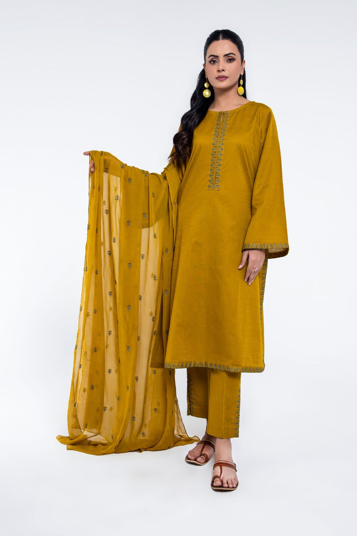 PRET EMBROIDERED SLUB KHADDAR 3 PCS