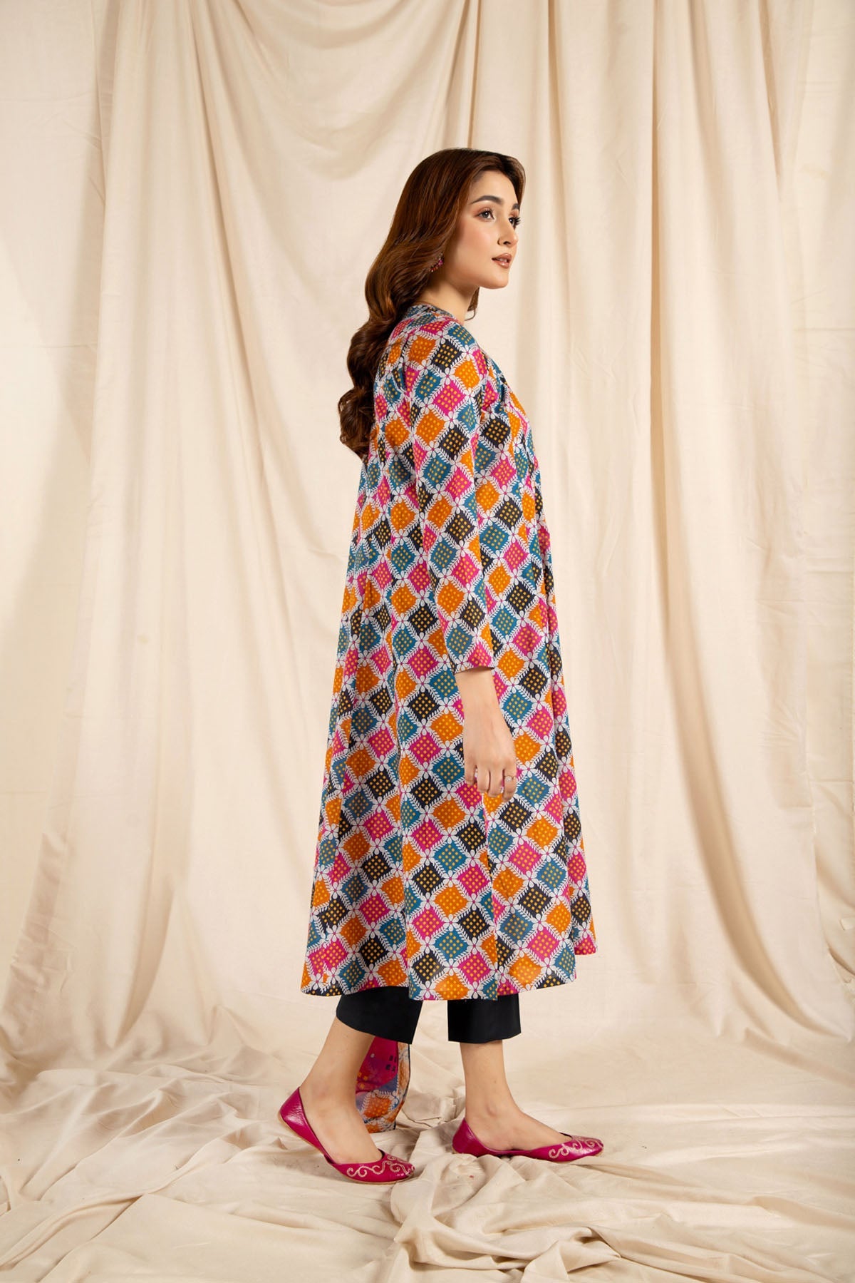 PRET PRINTED LAWN 2 PCS