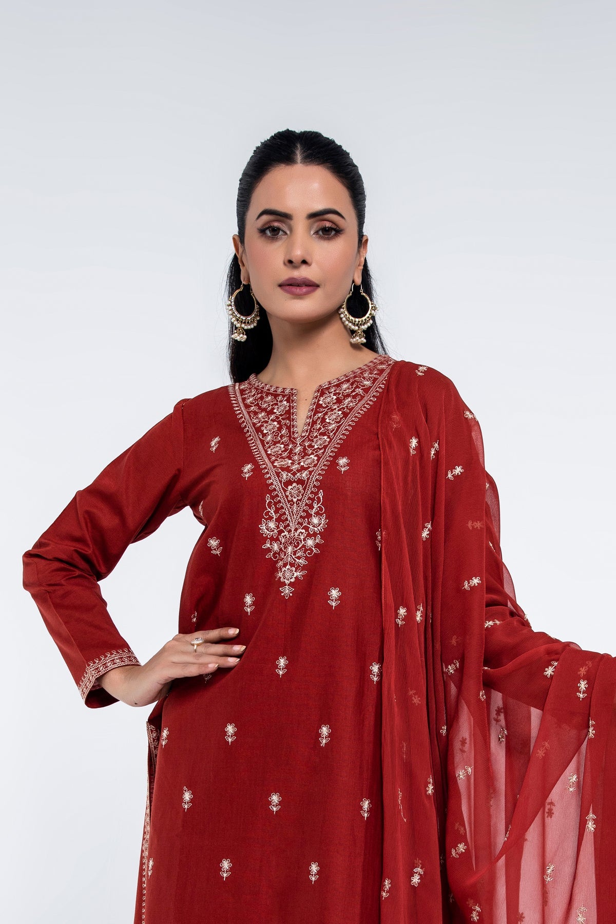 PRET EMBROIDERED  SLUB KHADDAR  3 PCS