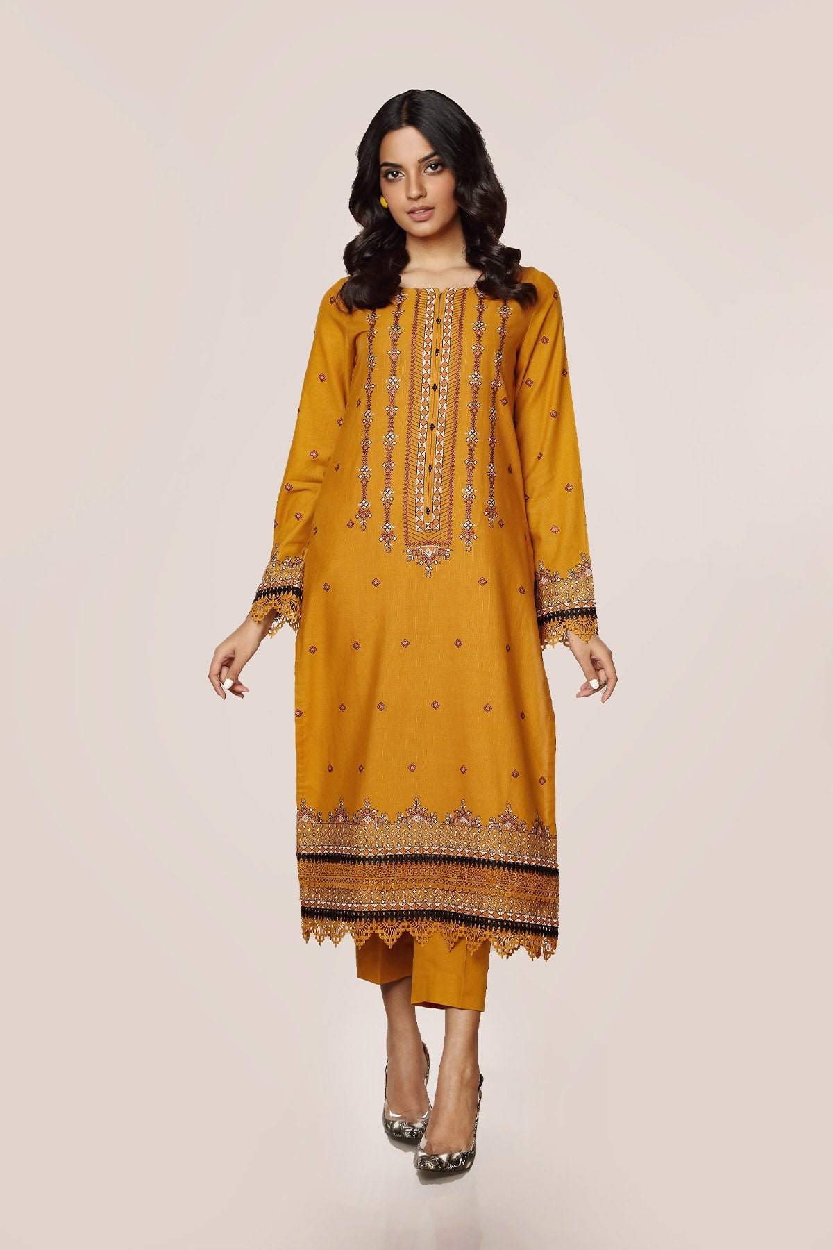 EMBROIDERED  KHADDAR 2PCS