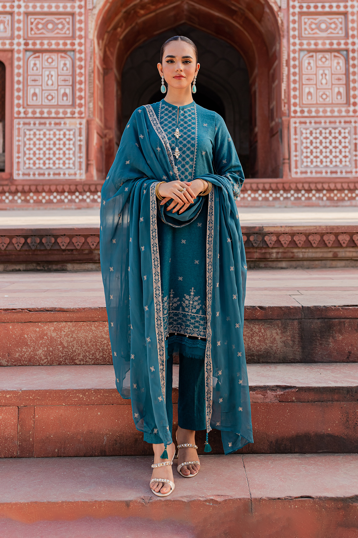EMBROIDERED  COTTON KARANDI 3PCS (UNSTITCHED)