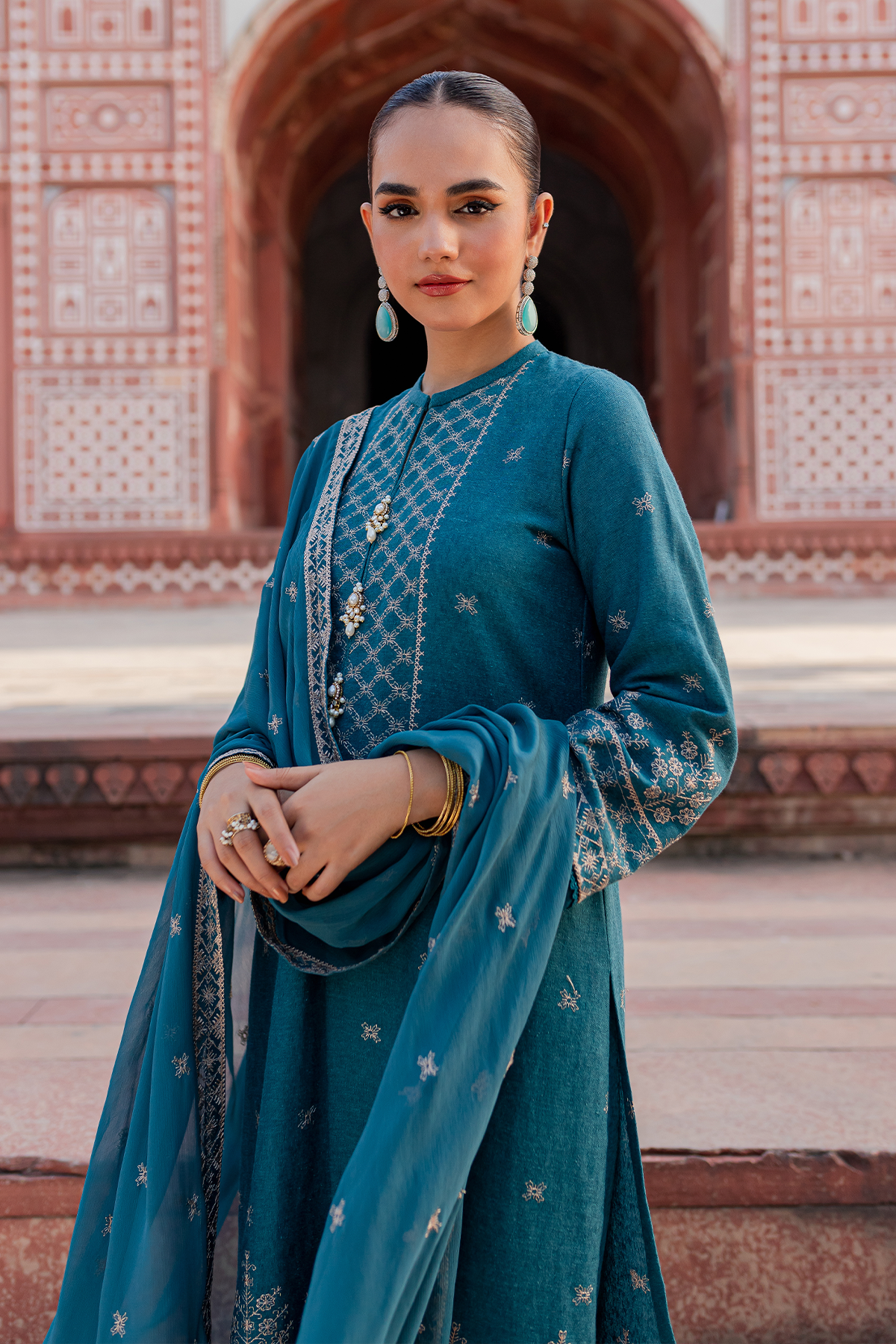 EMBROIDERED  COTTON KARANDI 3PCS (UNSTITCHED)