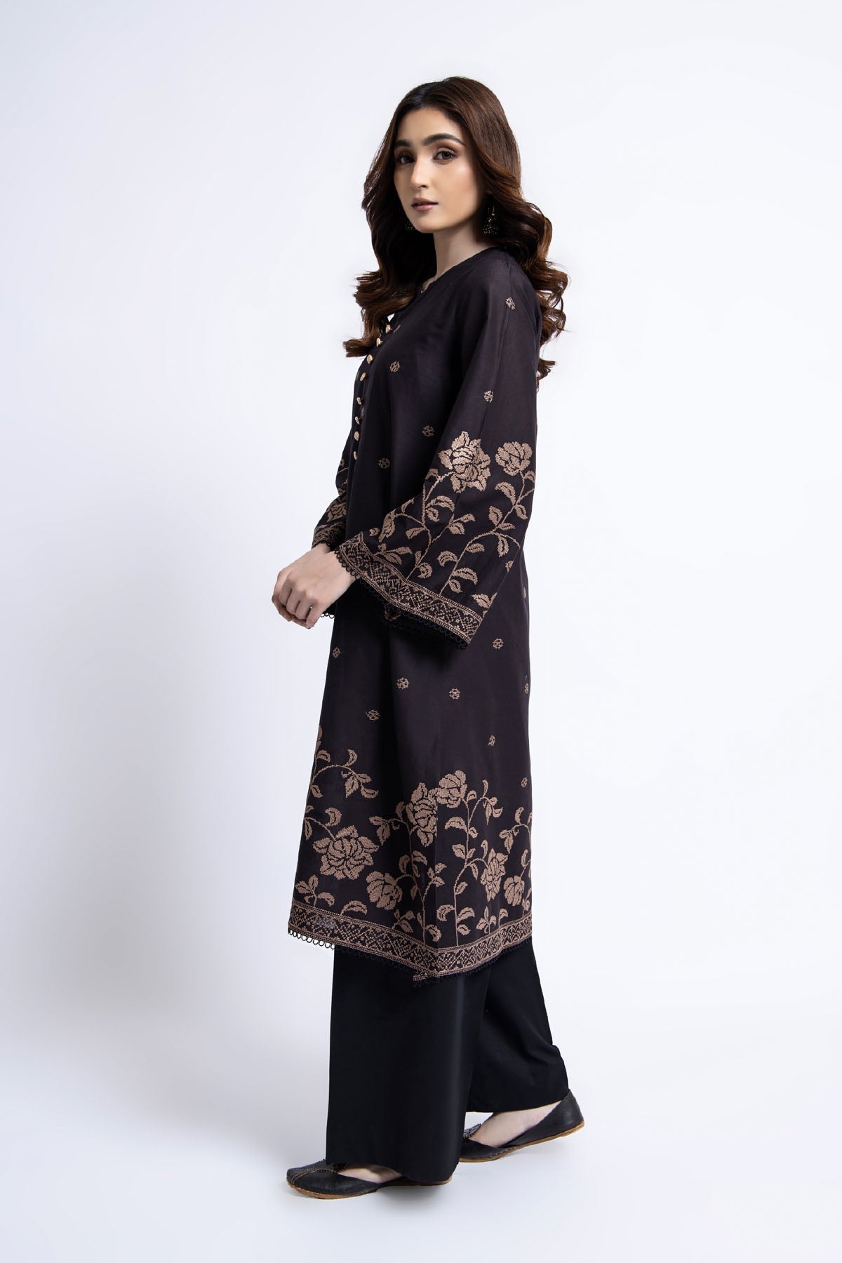 EMBROIDERED LAWN 1 PCS (UNSTITCHED)