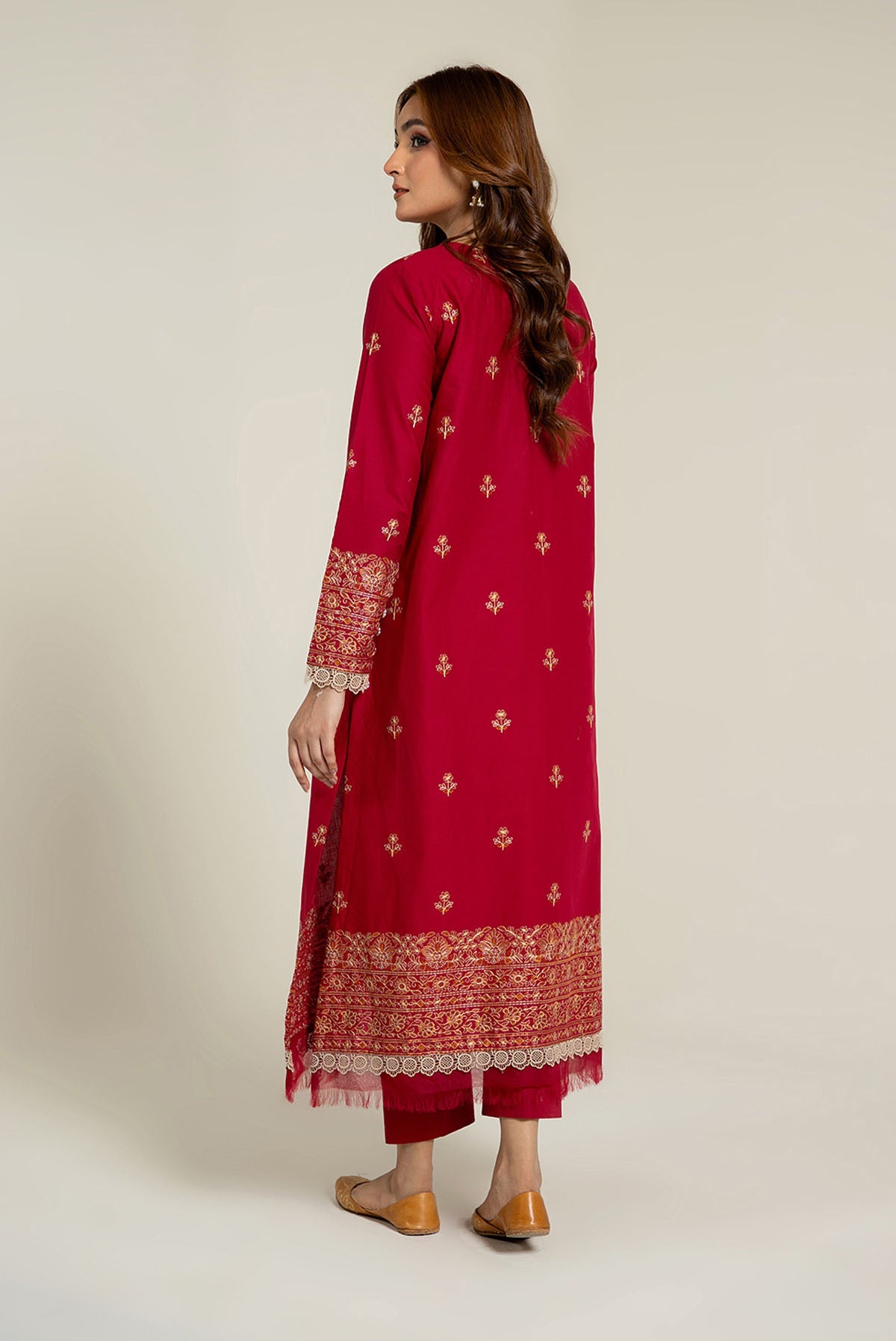 EMBROIDERED LAWN 2 PCS (UNSTITCHED)