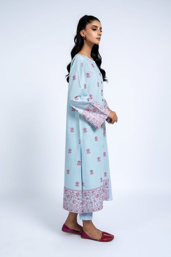 EMBROIDERED LAWN 3 PCS (UNSTITCHED)
