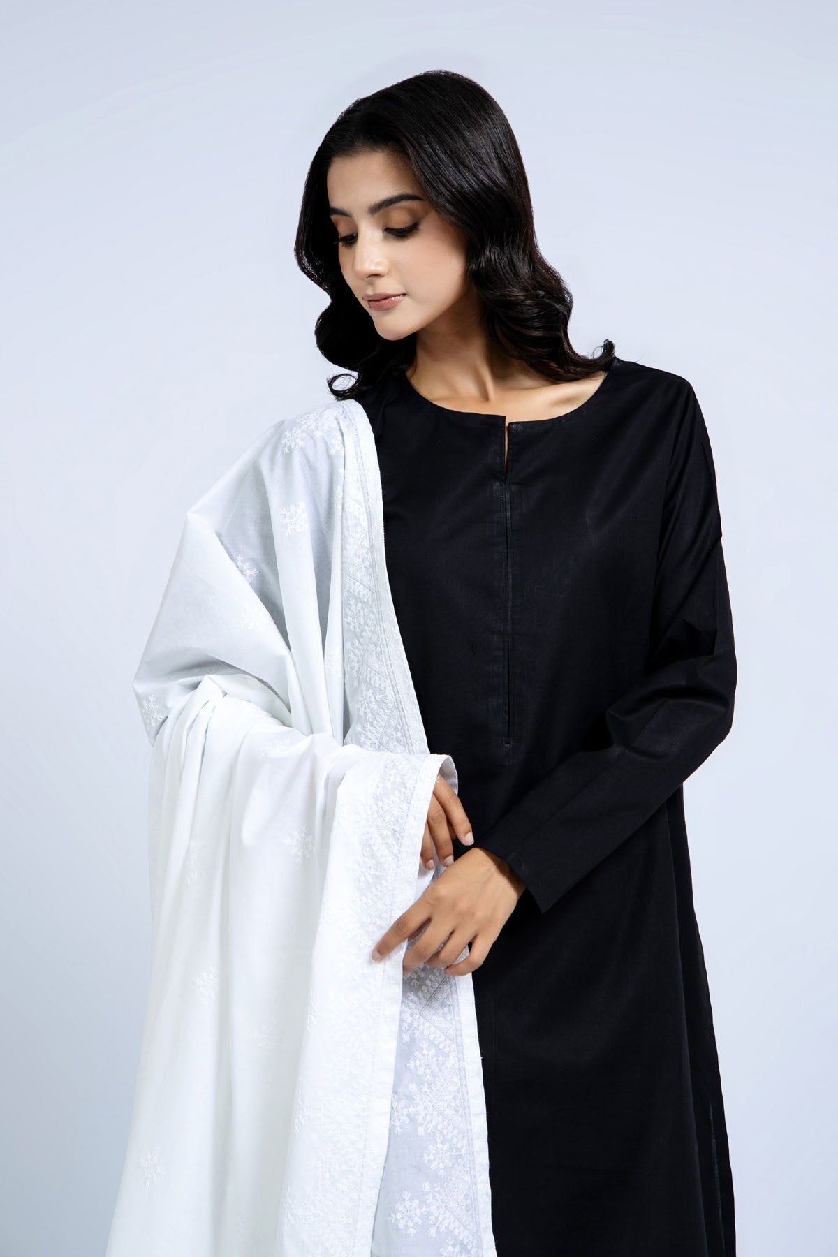 EMBROIDERED LAWN SHAWL