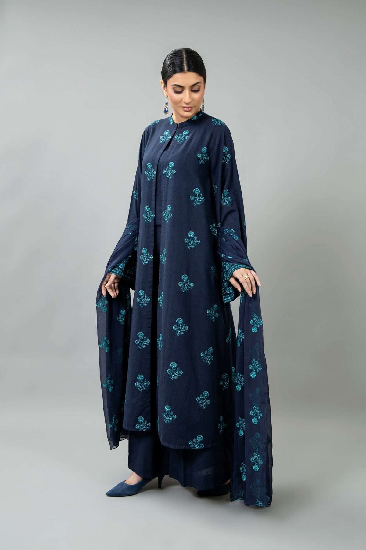 EMBROIDERED KARANDI LAWN 3 PCS (UNSTITCHED)