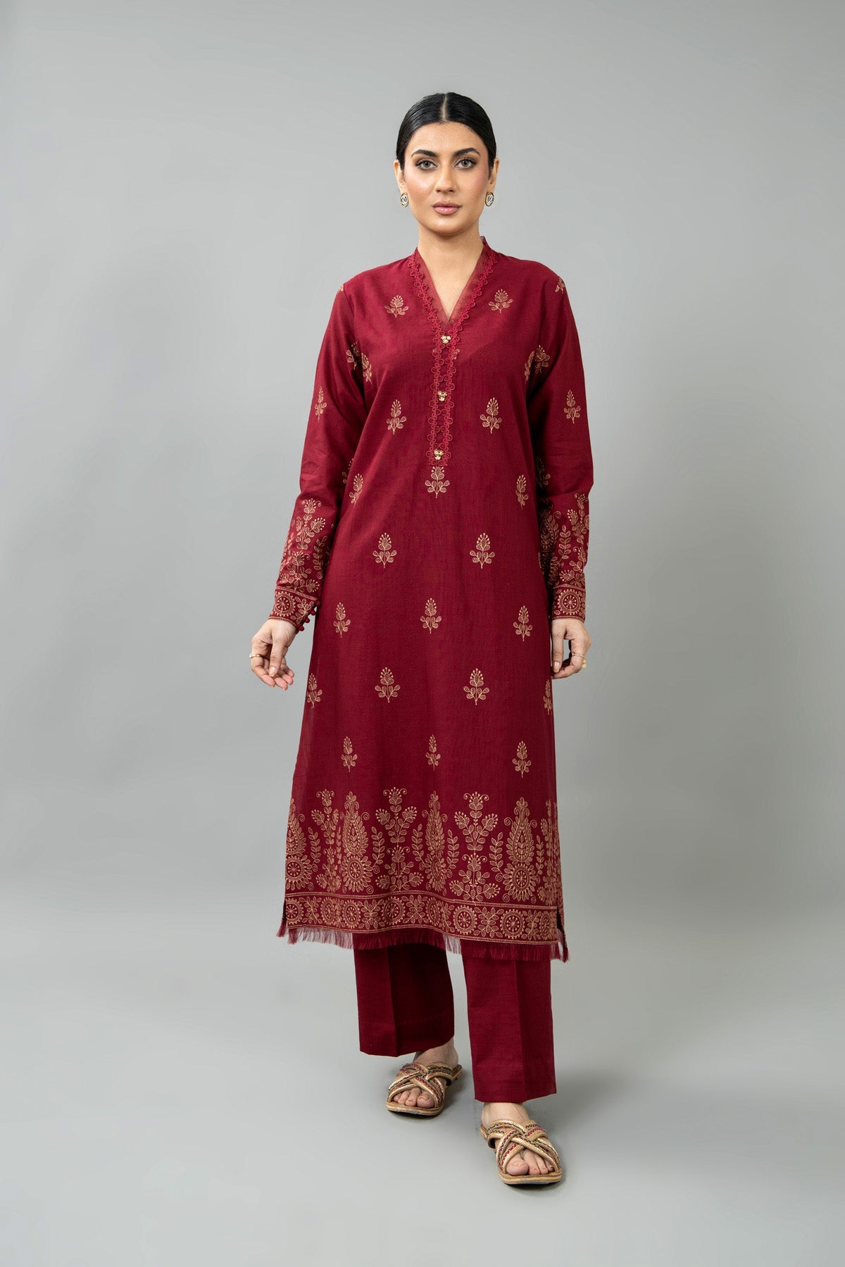 EMBROIDERED SLUB KHADDAR 2 PCS (UNSTITCHED)