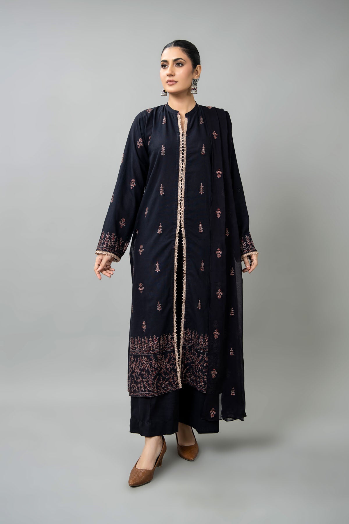 EMBROIDERED SLUB KHADDAR 3 PCS (UNSTITCHED)
