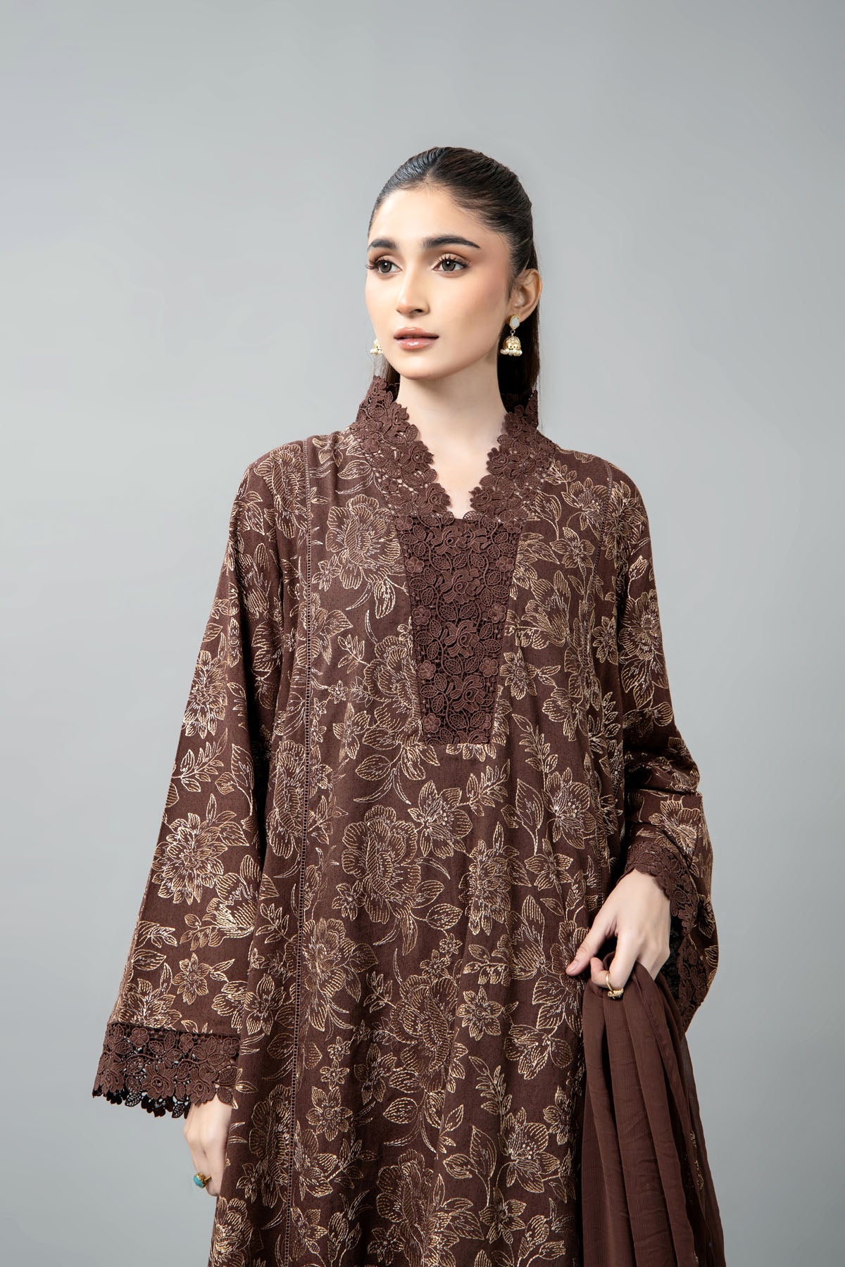 EMBROIDERED  KARANDI LAWN 3 PCS (UNSTITCHED)