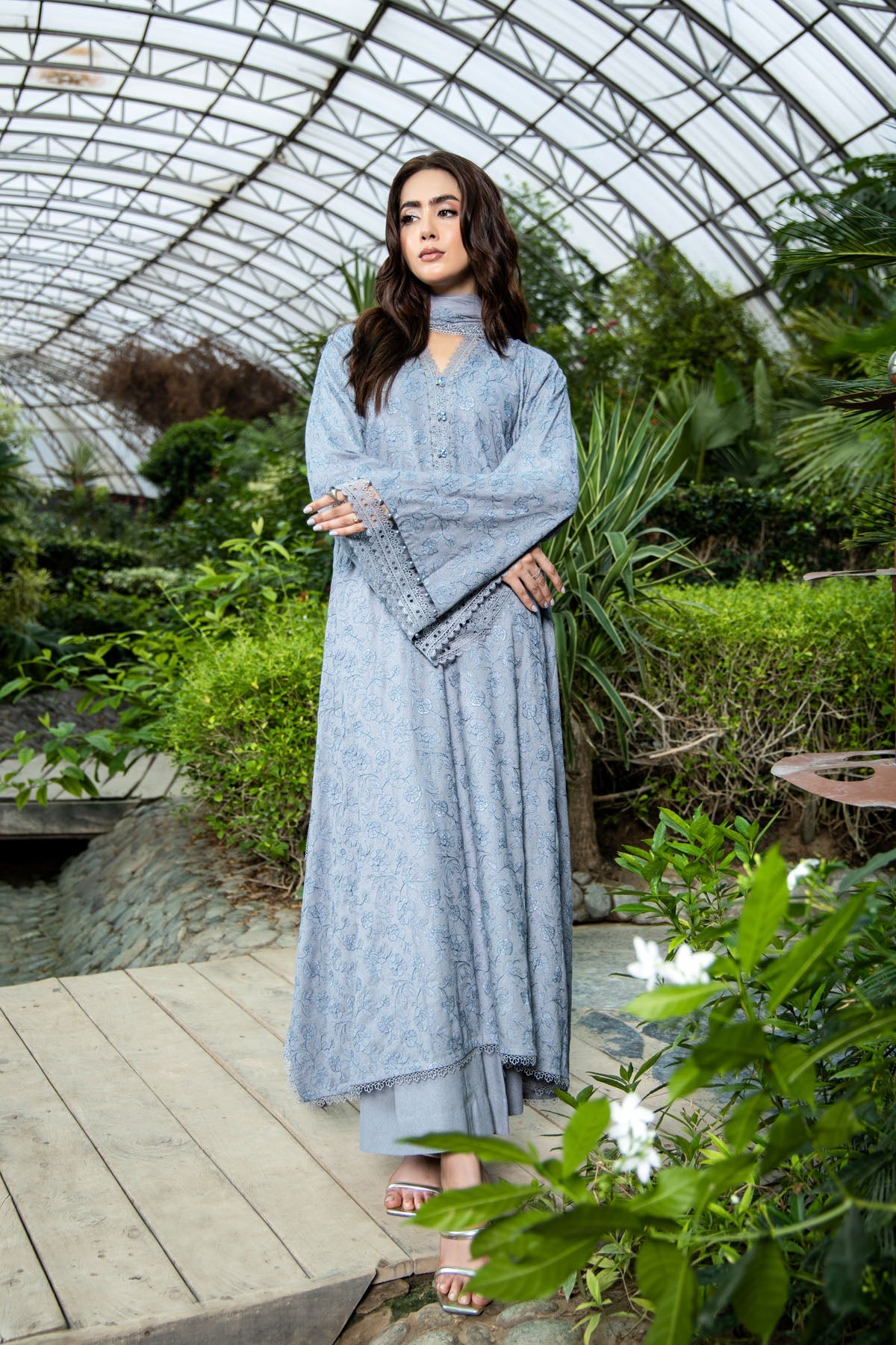 EMBROIDERED  KARANDI LAWN 3 PCS (UNSTITCHED)