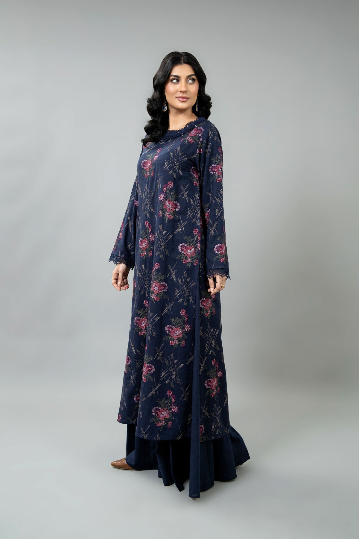 EMBROIDERED KARANDI LAWN 2 PCS (UNSTITCHED)