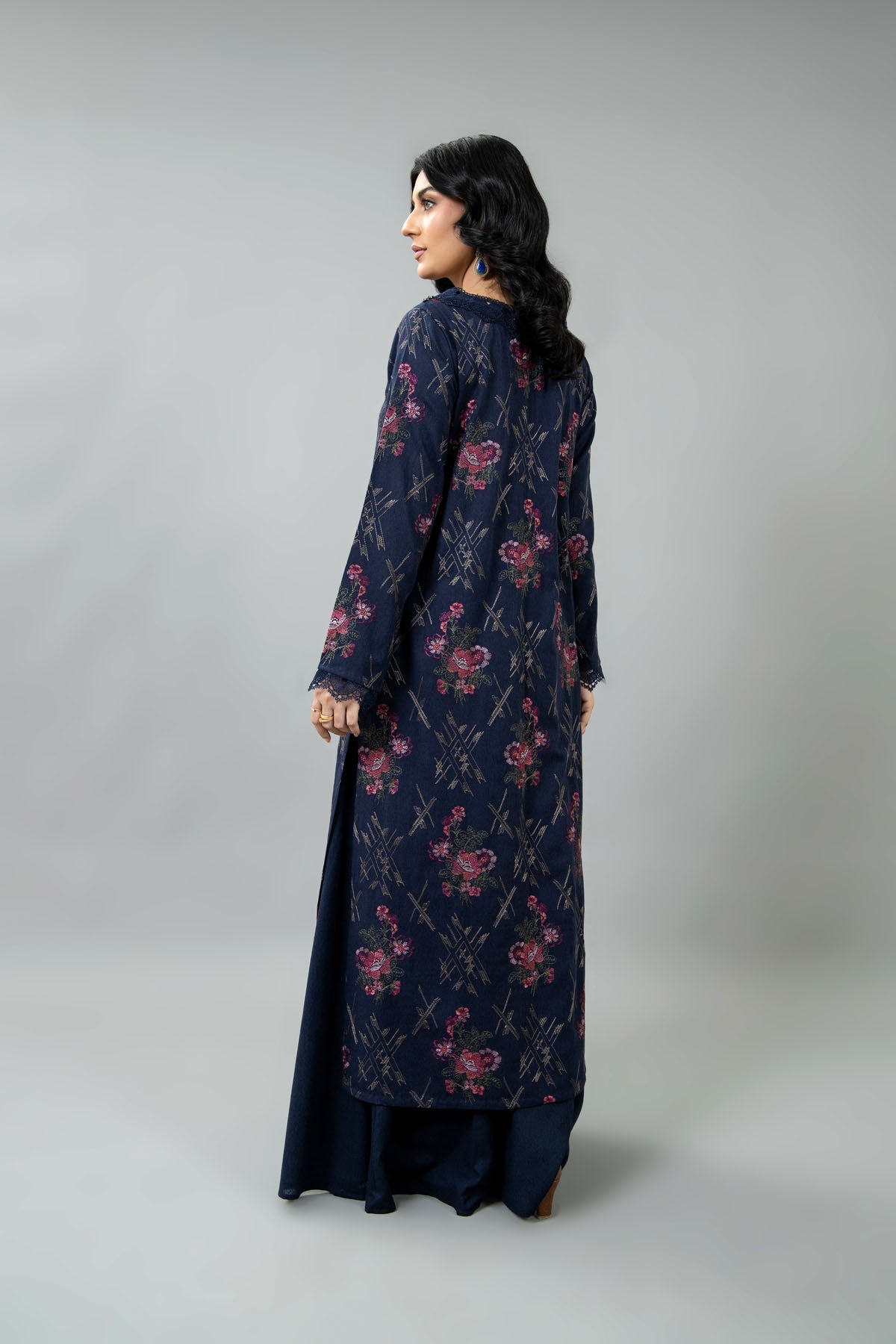 EMBROIDERED KARANDI LAWN 2 PCS (UNSTITCHED)