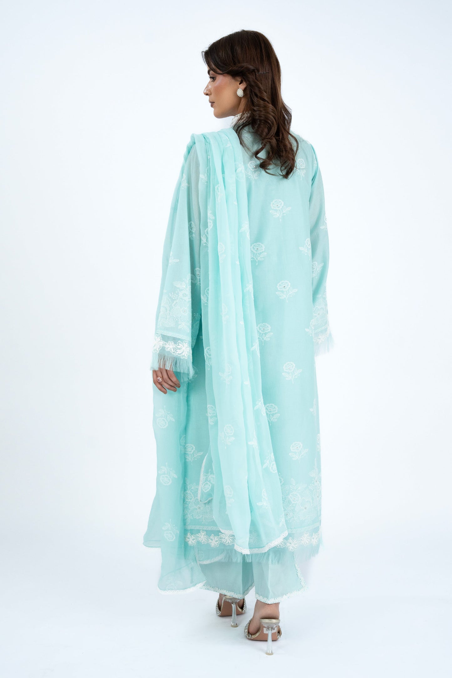 EMBROIDERED & EMBELISHED LAWN 3 PCS (UNSTITCHED)