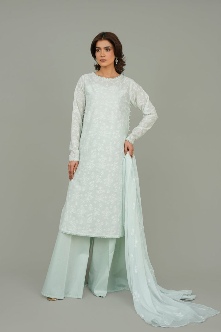 EMBROIDERED LAWN 3 PCS (UNSTITCHED)