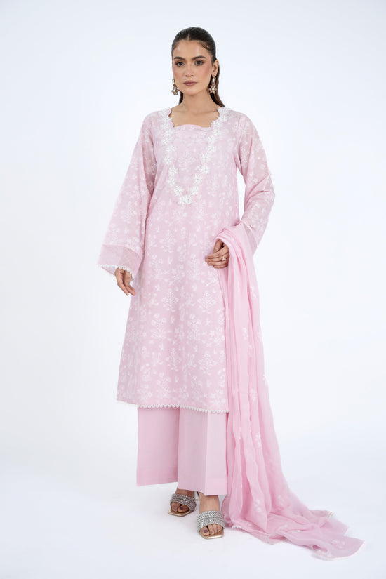 EMBROIDERED LAWN 3 PCS (UNSTITCHED)