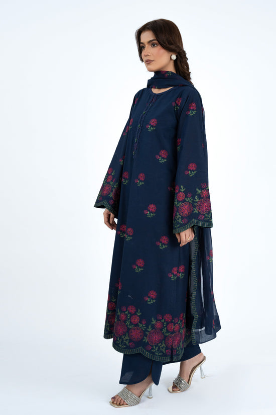 EMBROIDERED LAWN 3 PCS (UNSTITCHED)